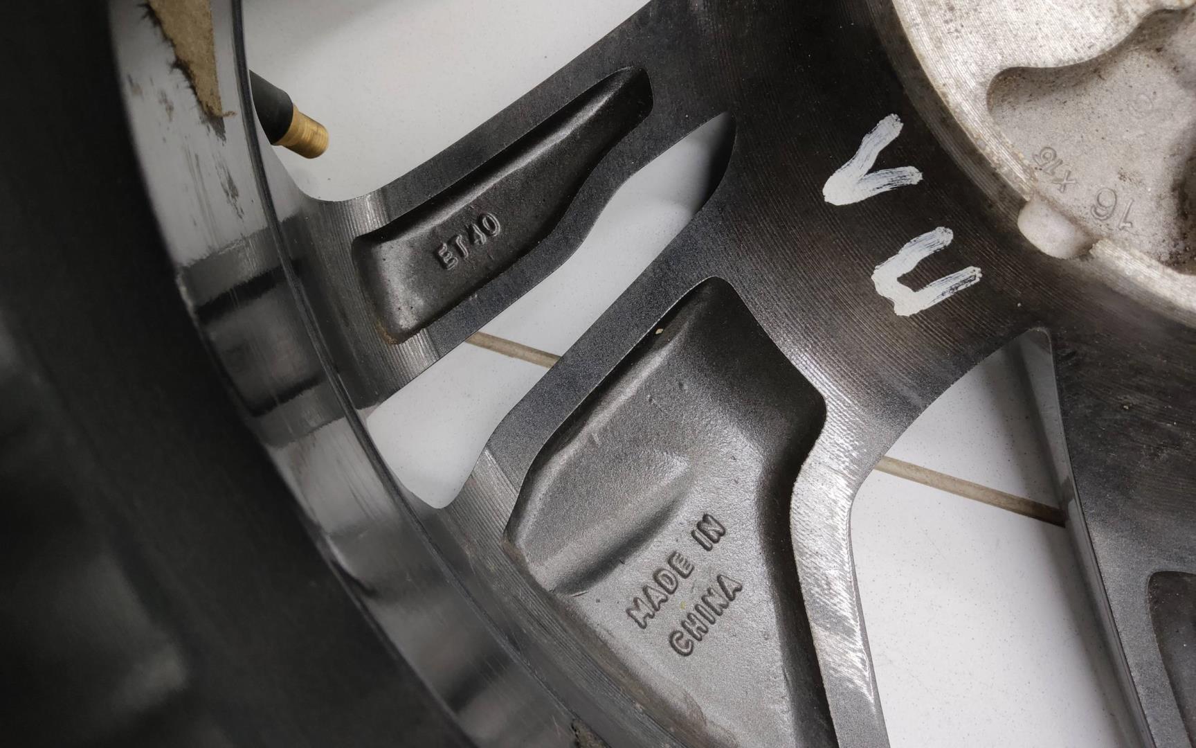 Диск колесный литой легкий сплав