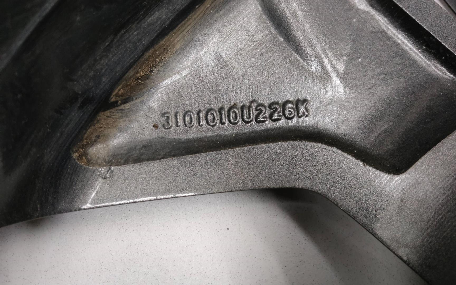 Диск колесный литой легкий сплав