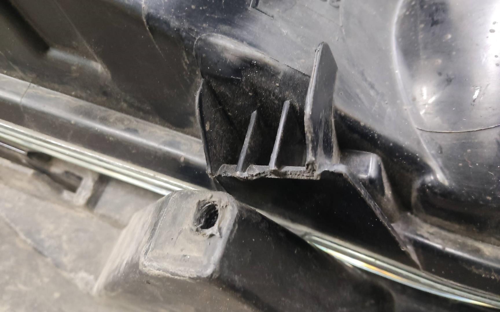 Бампер передний