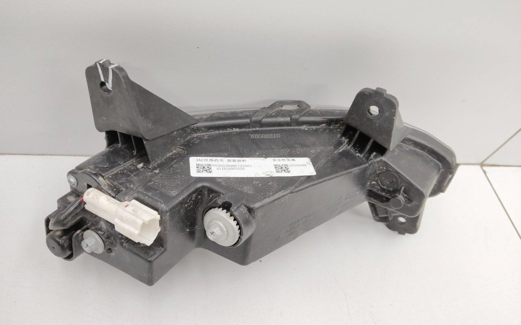 Фара противотуманная правая