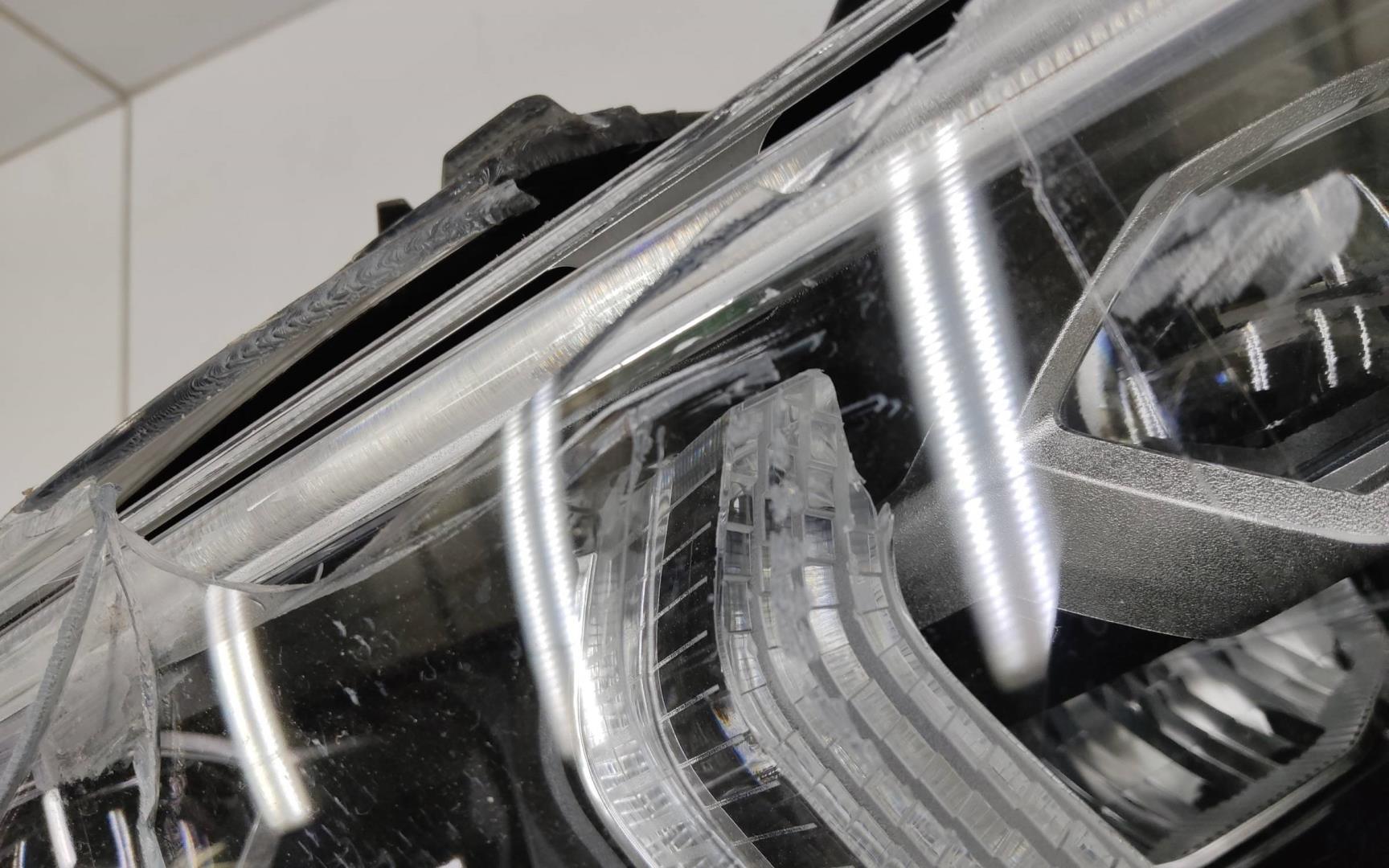 Фара правая