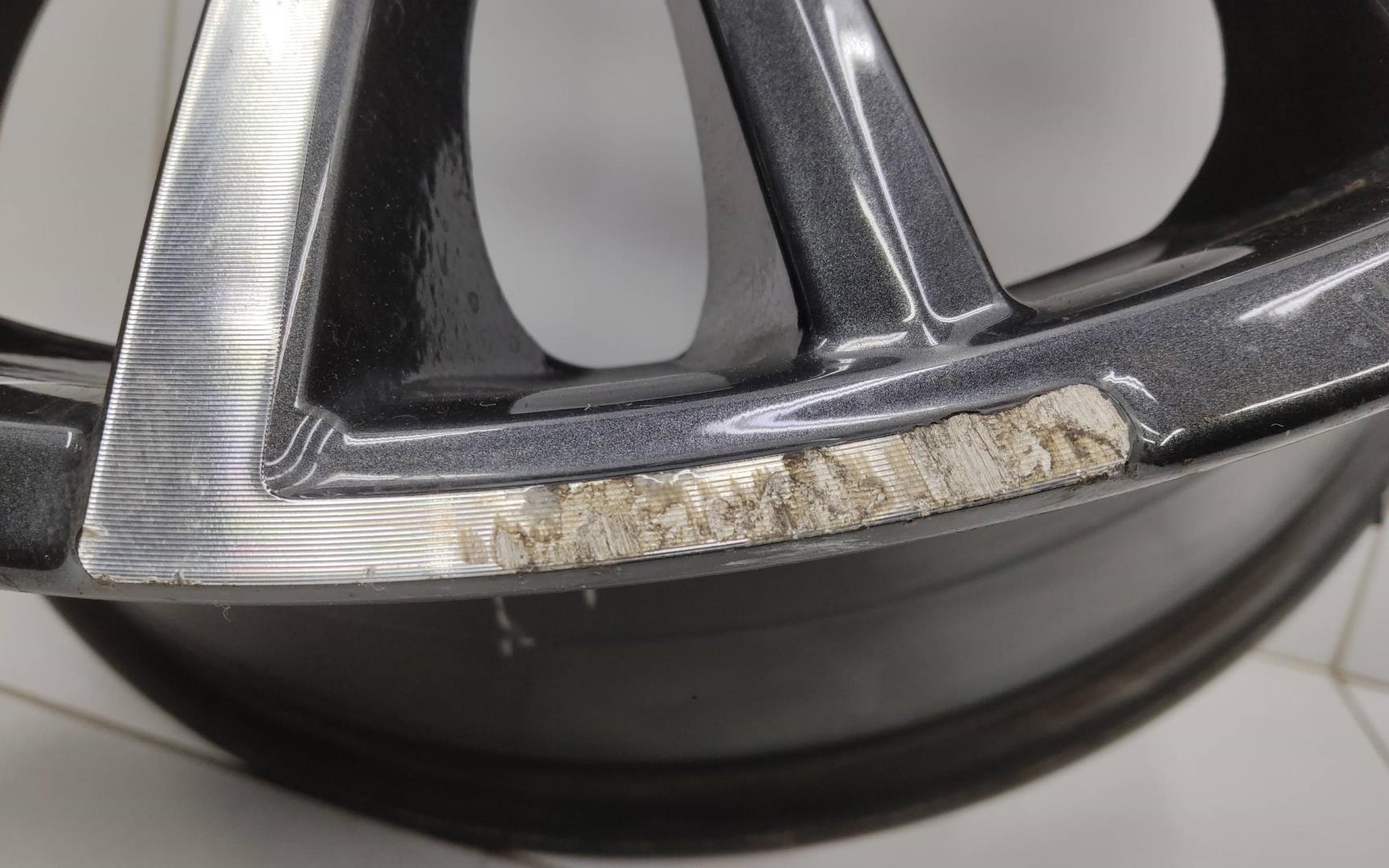 Диск колесный литой легкий сплав