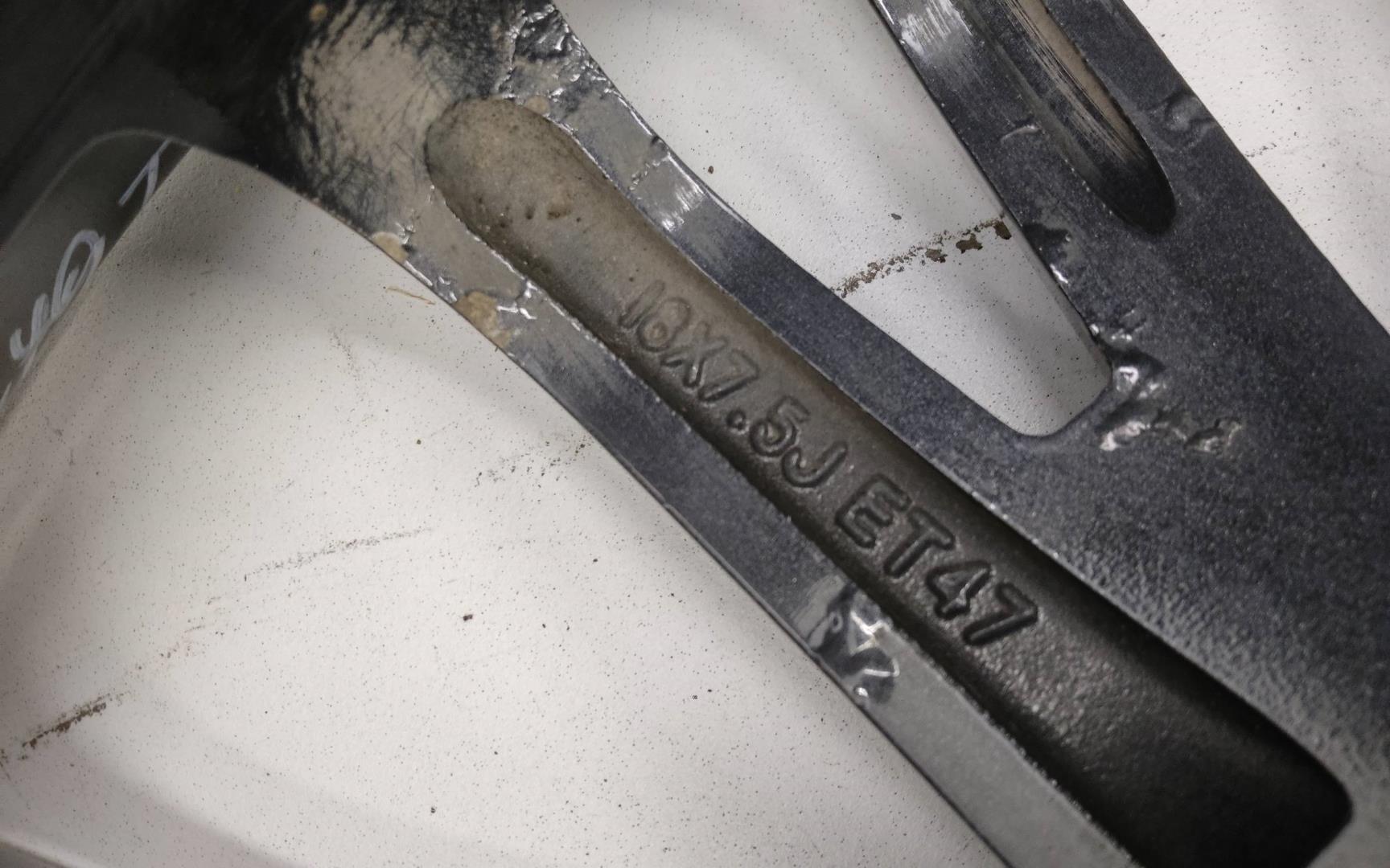 Диск колесный литой легкий сплав