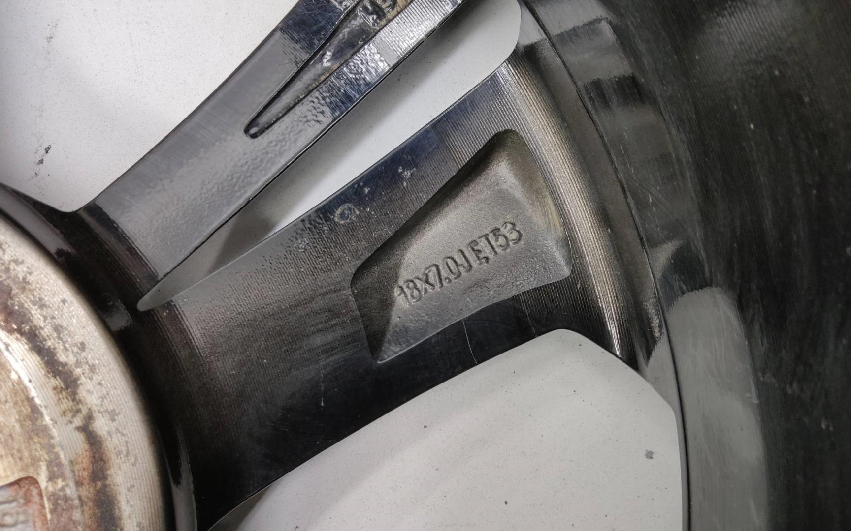 Диск колесный литой легкий сплав