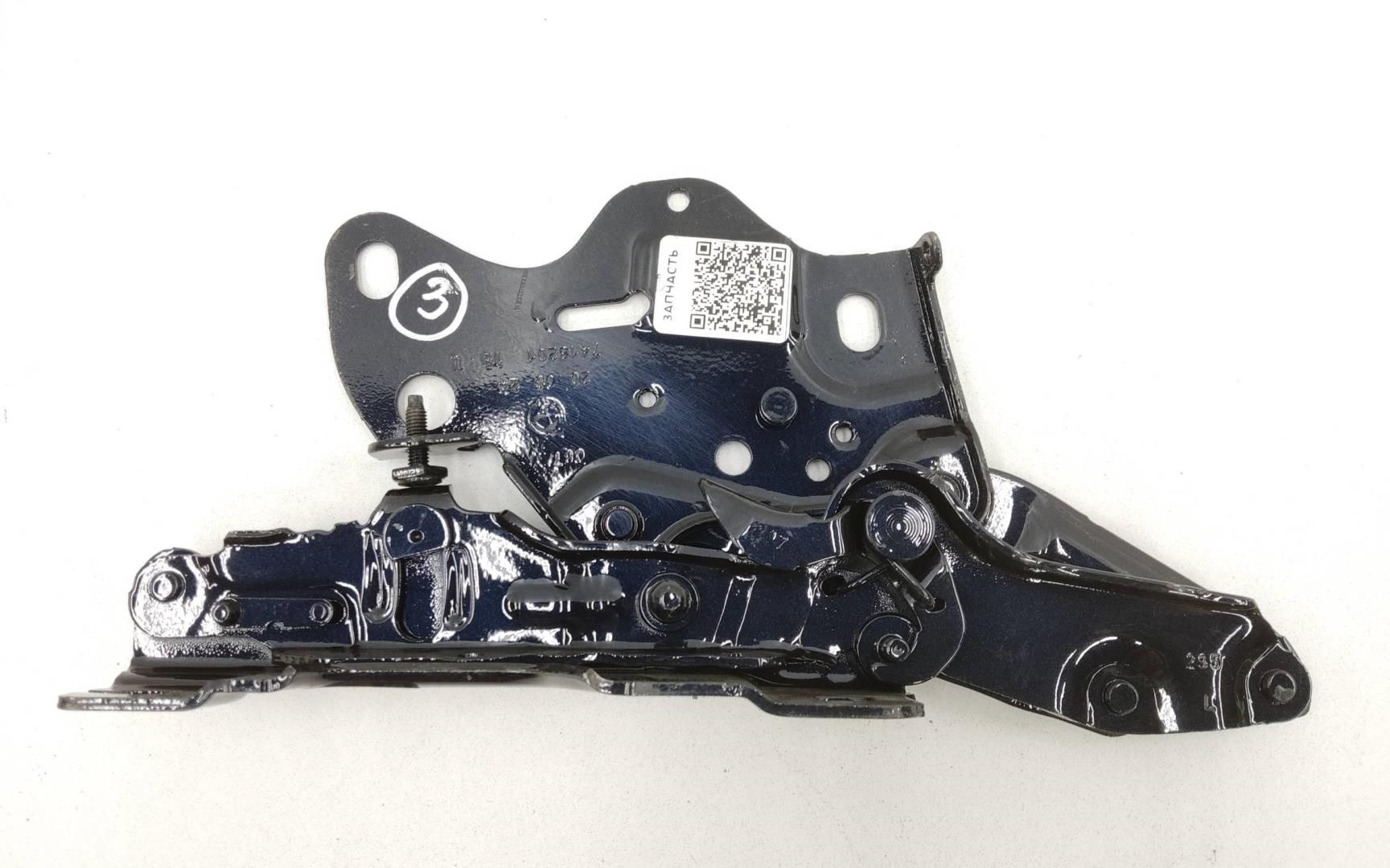 Петля капота левая