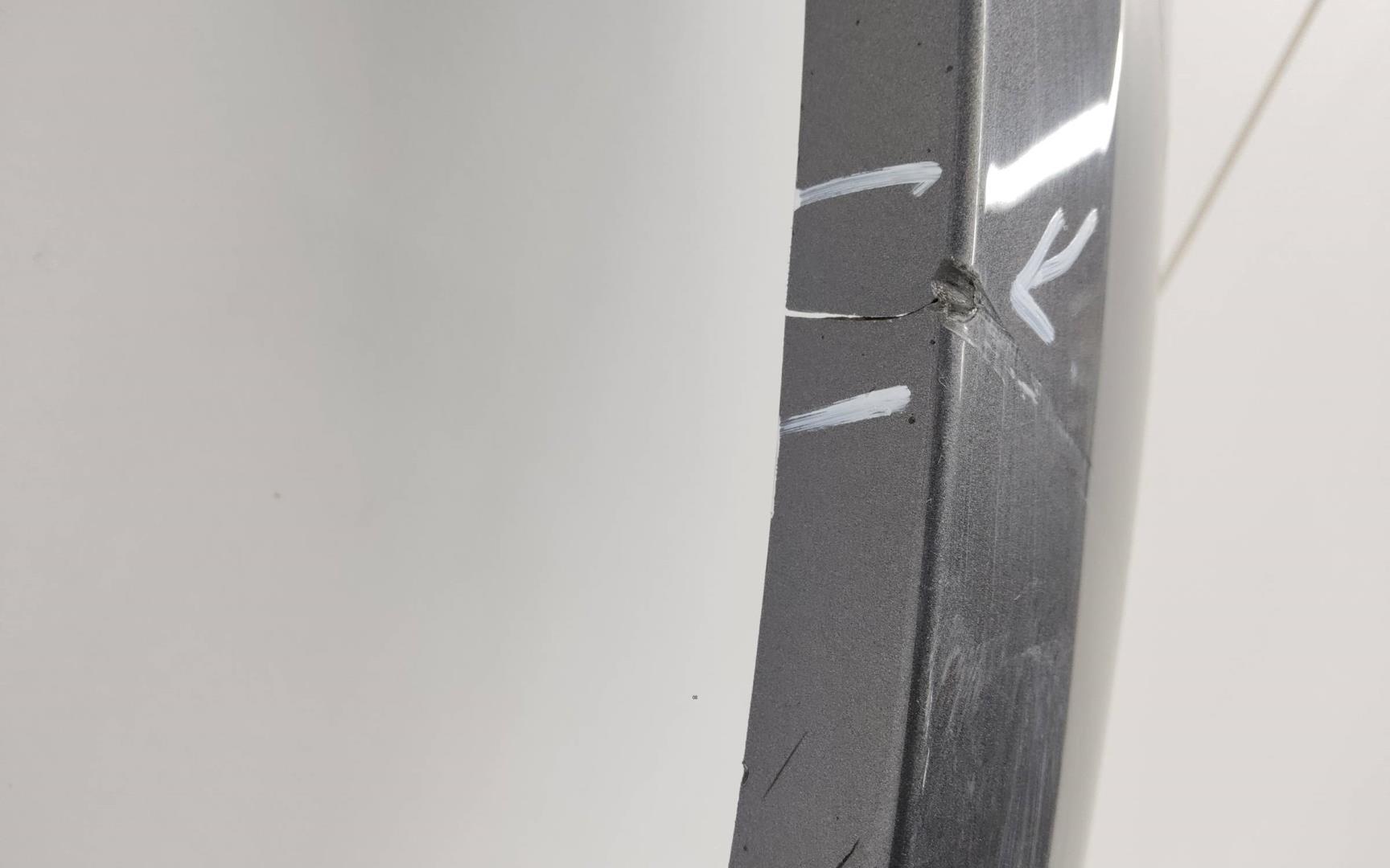 Накладка переднего крыла правого