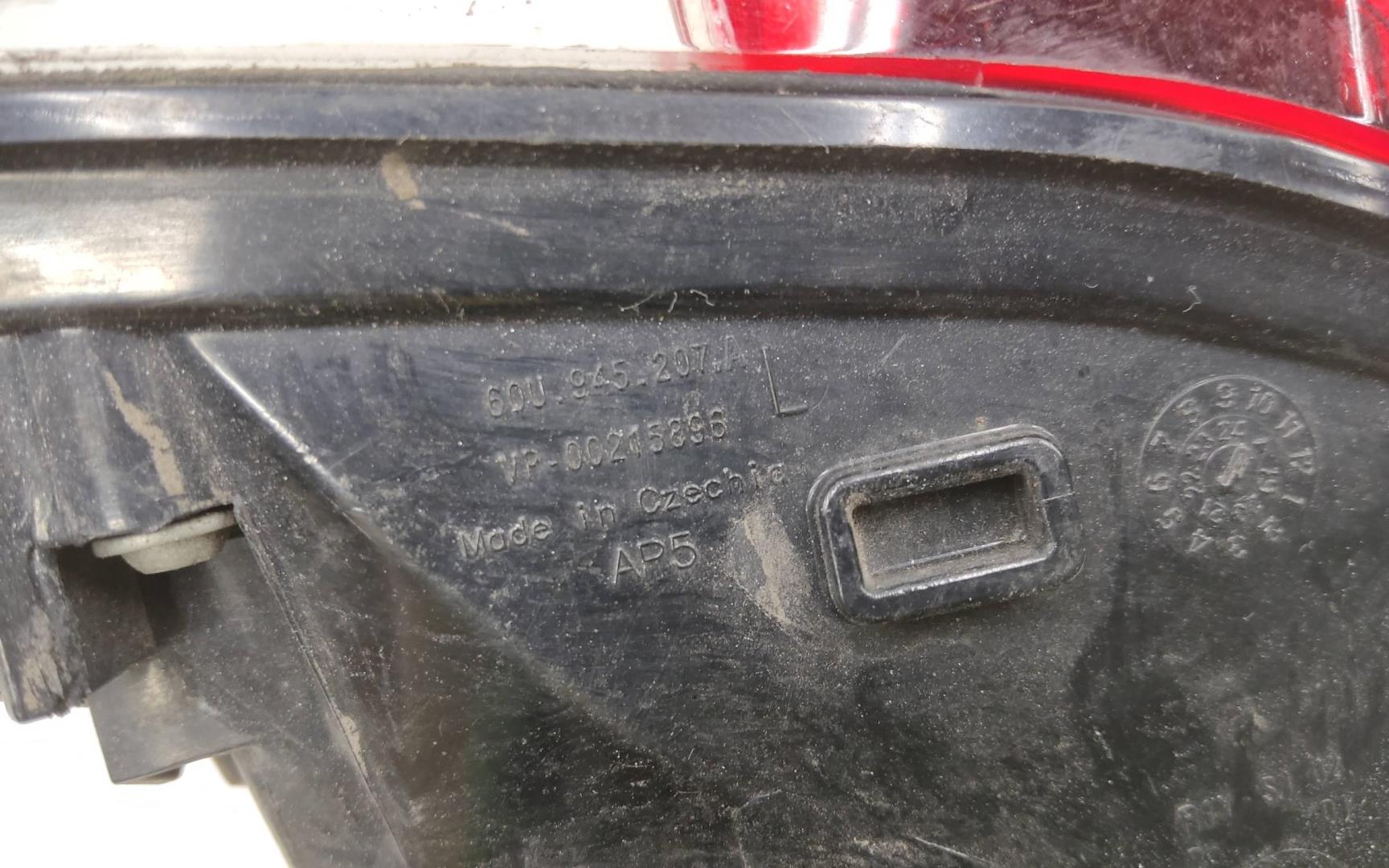 Фонарь задний наружный левый