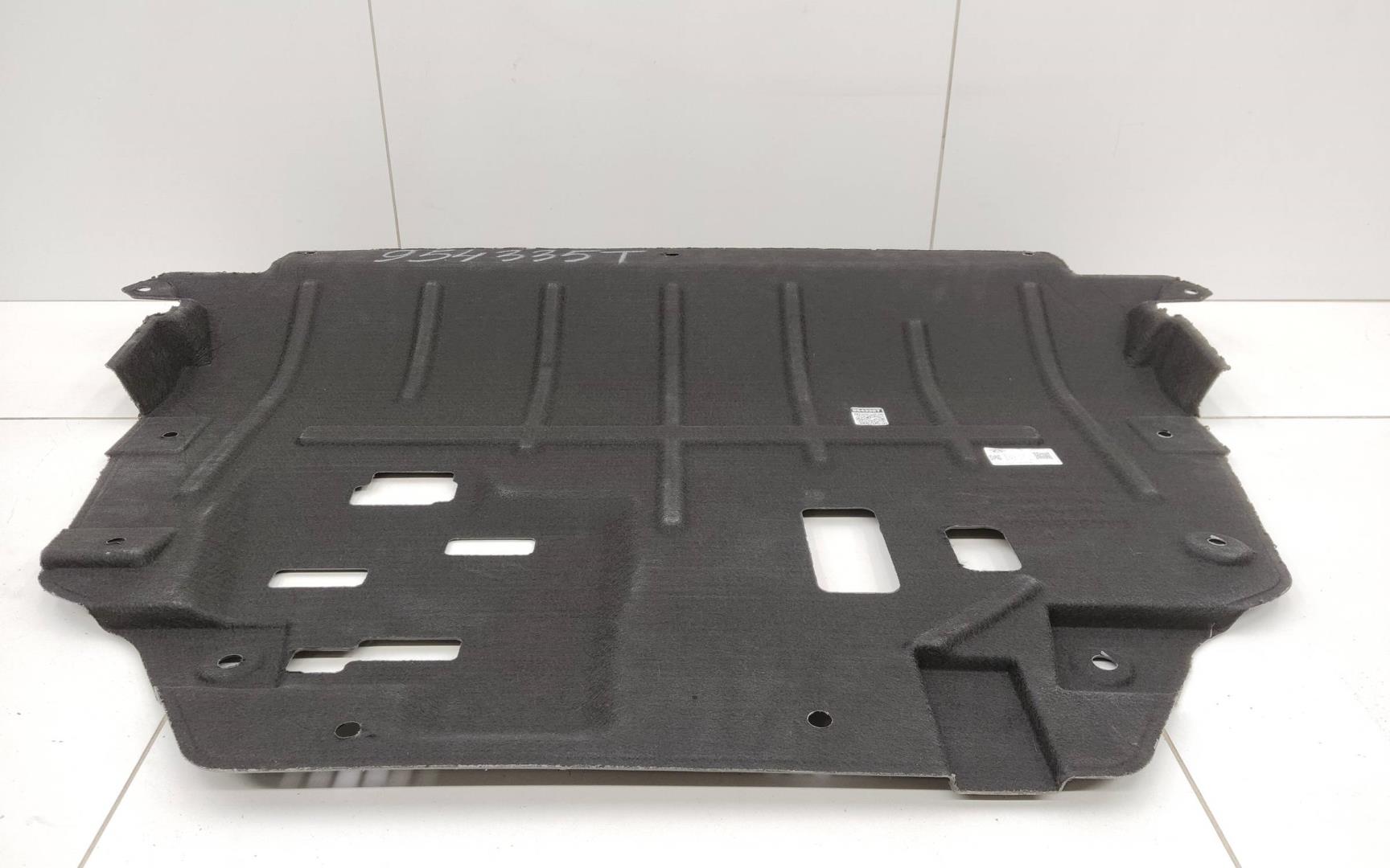 Пыльник двигателя