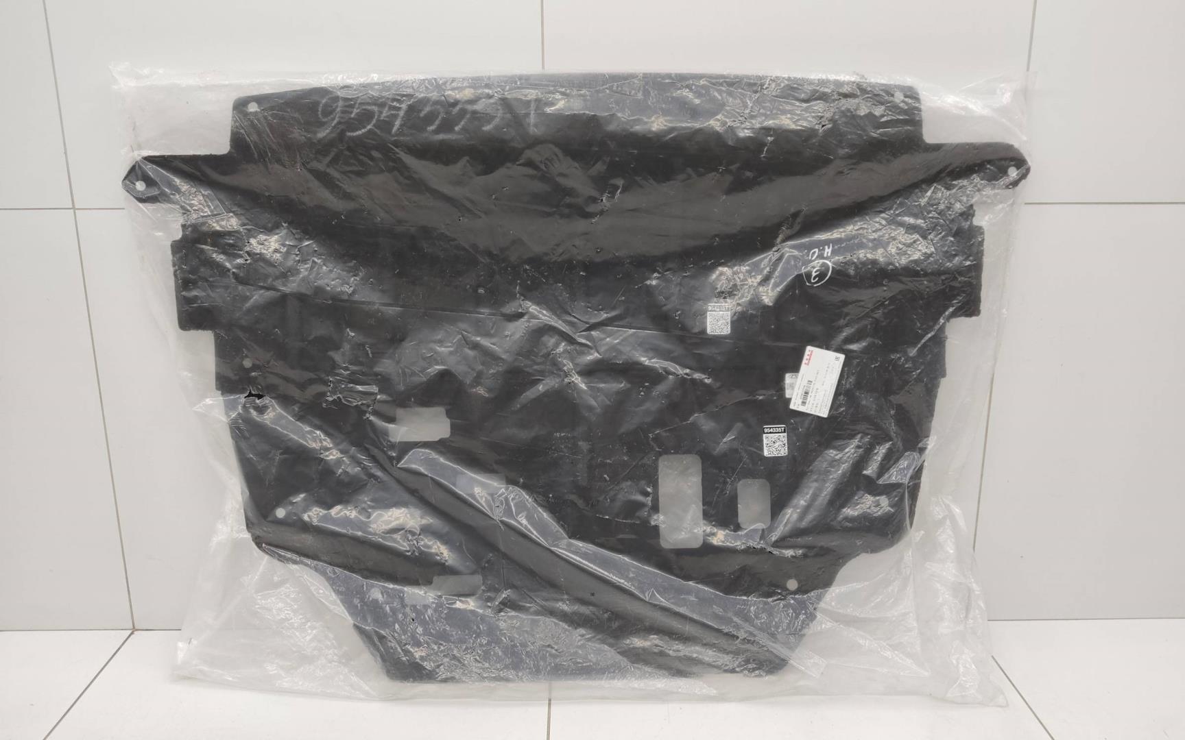 Пыльник двигателя