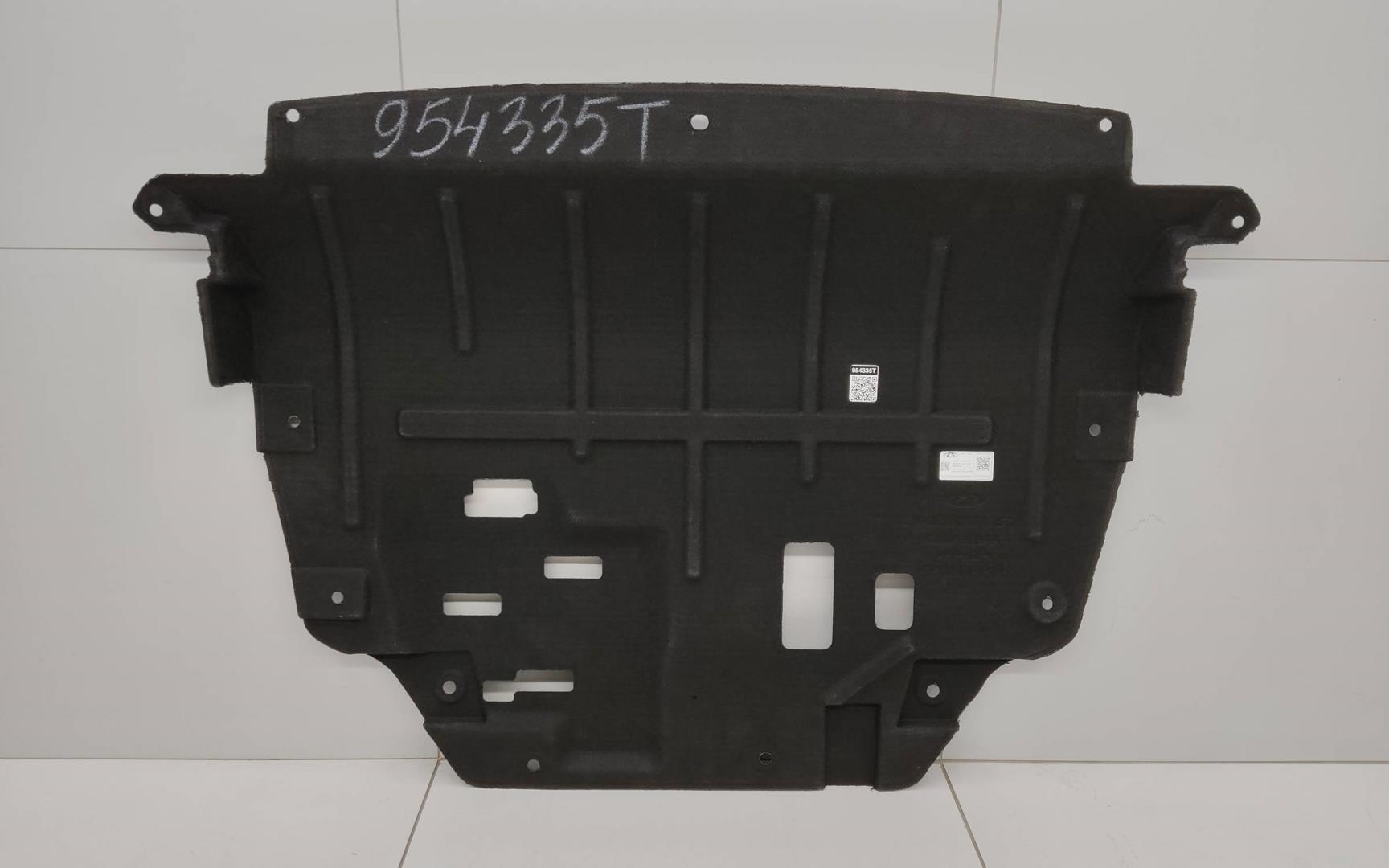 Пыльник двигателя