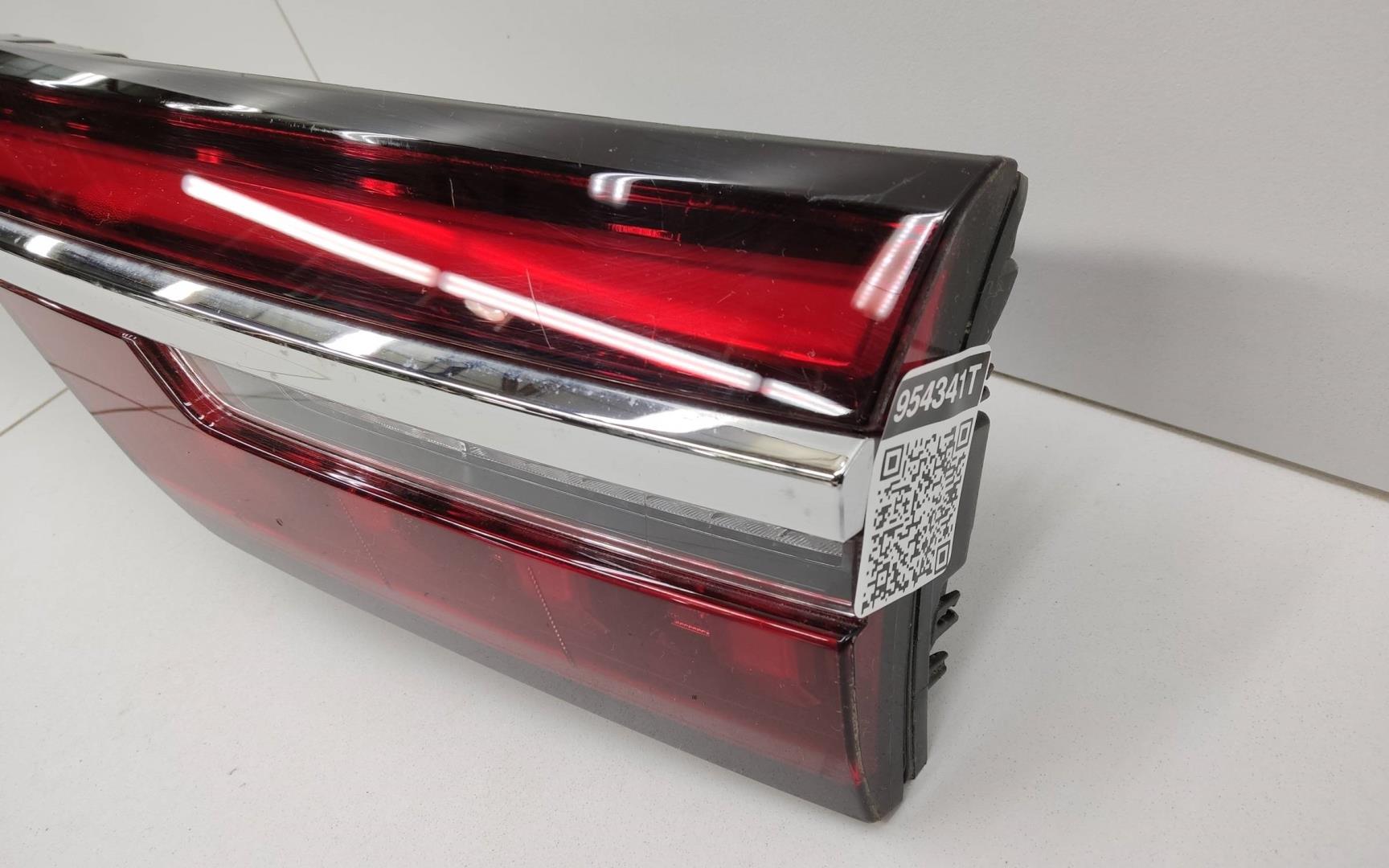 Фонарь задний