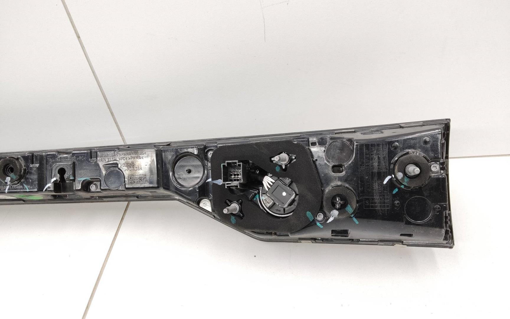 Фонарь задний