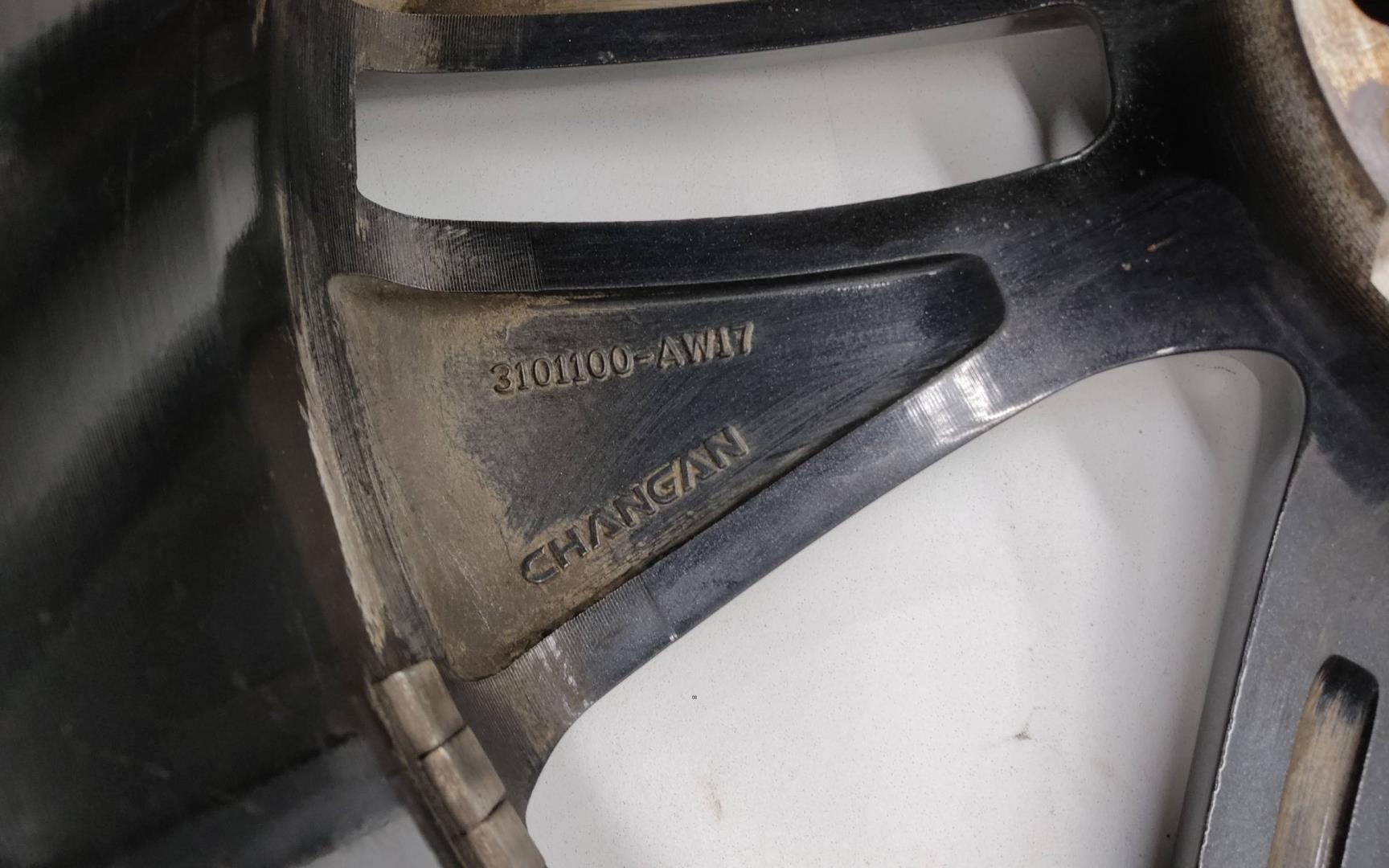 Диск колесный литой легкий сплав