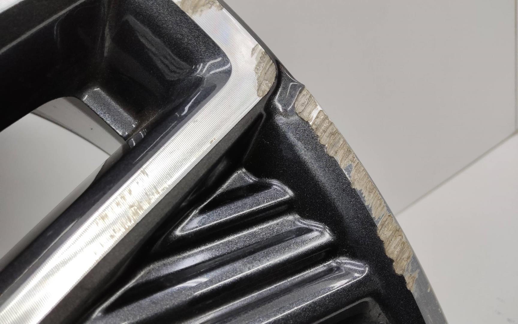 Диск колесный литой легкий сплав