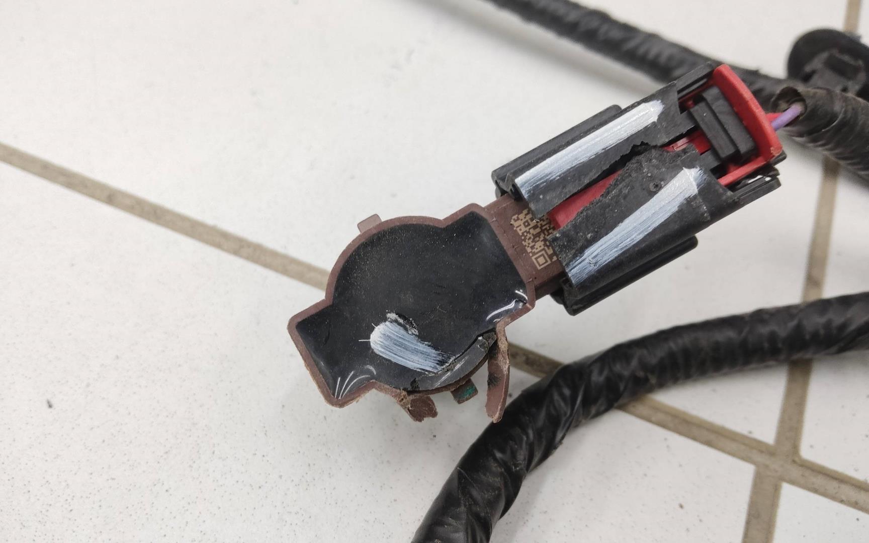 Бампер задний