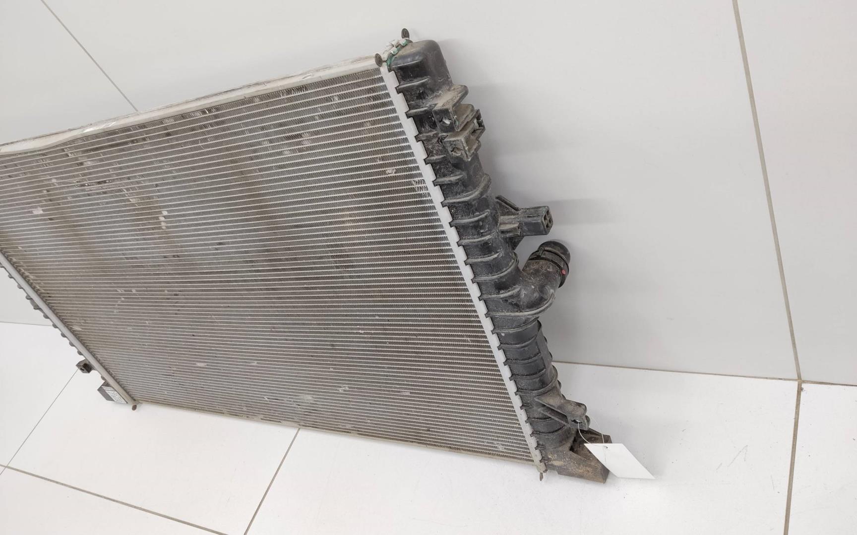 Радиатор охлаждения двигателя основной