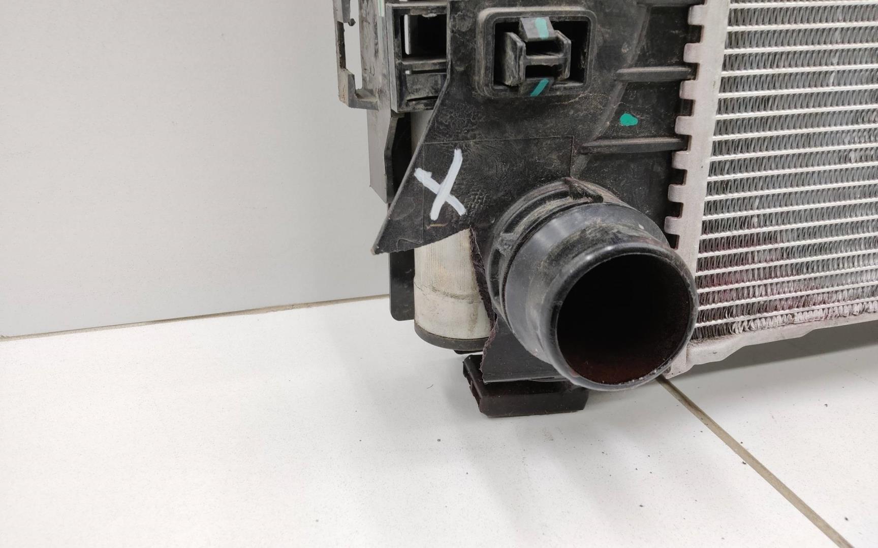 Радиатор охлаждения двигателя основной