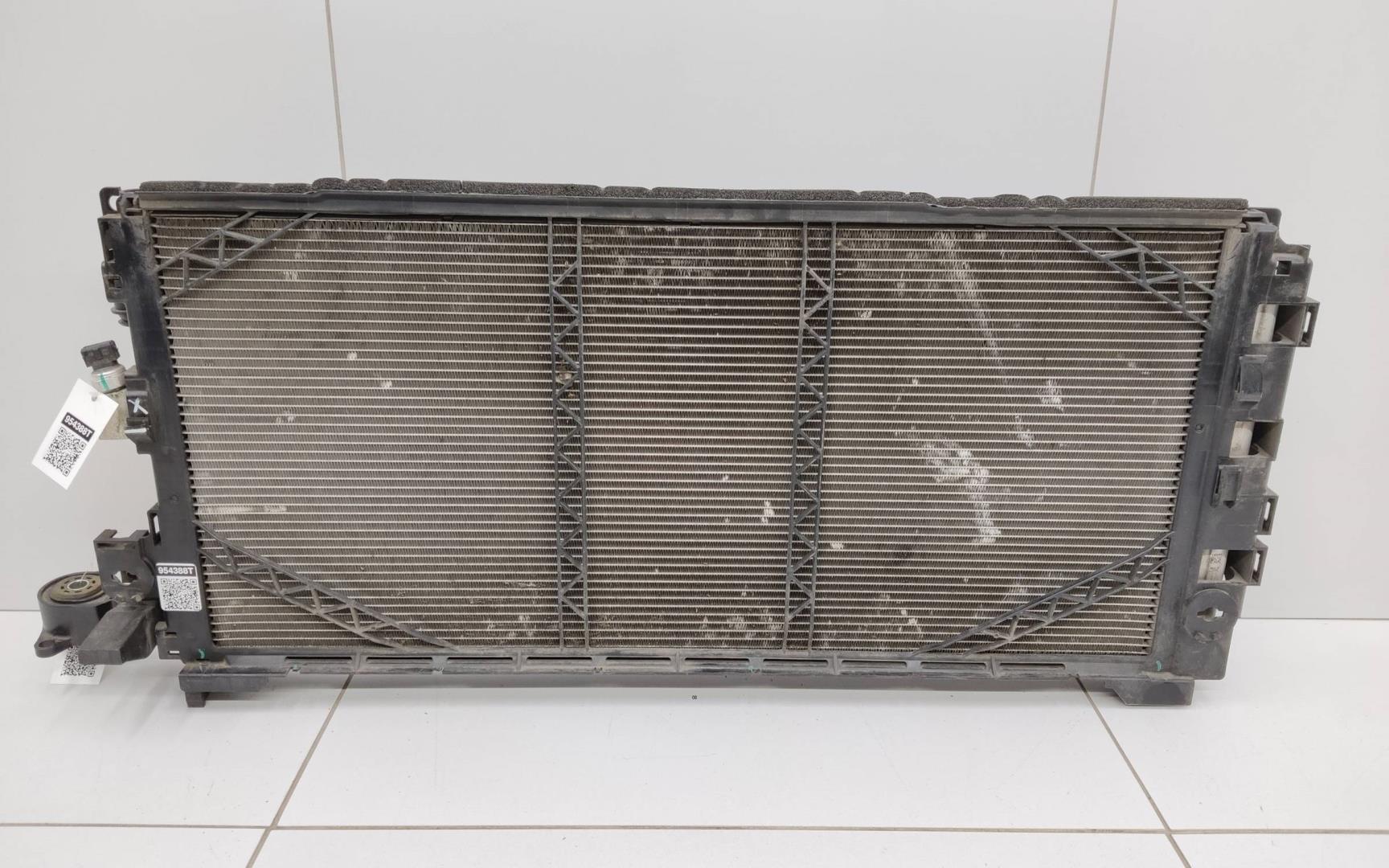 Радиатор охлаждения двигателя основной