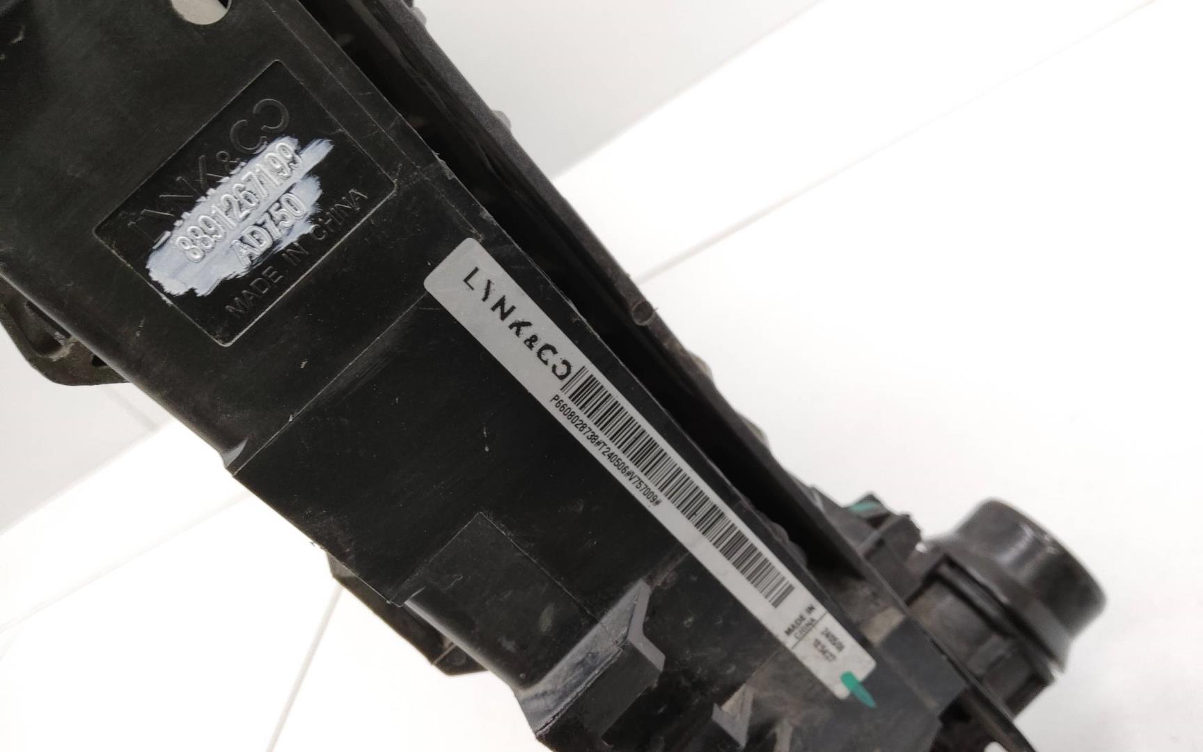 Радиатор охлаждения двигателя основной