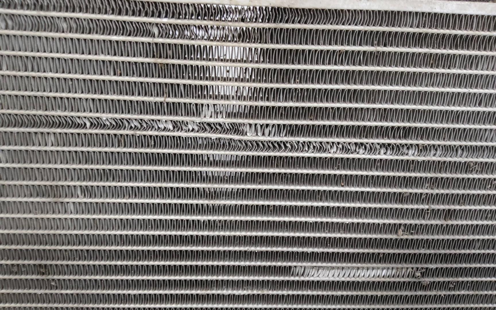 Радиатор кондиционера / конденсер