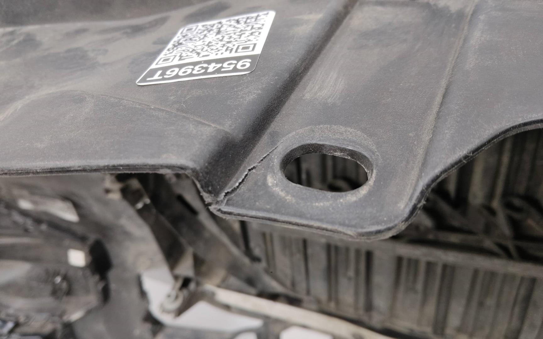 Бампер передний