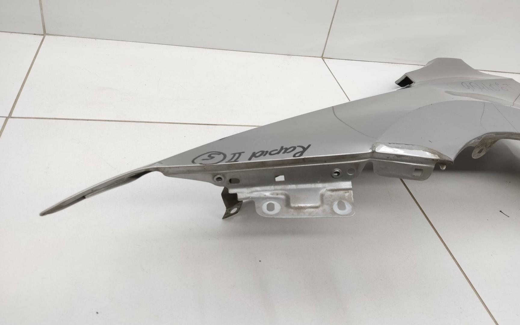 Крыло переднее левое