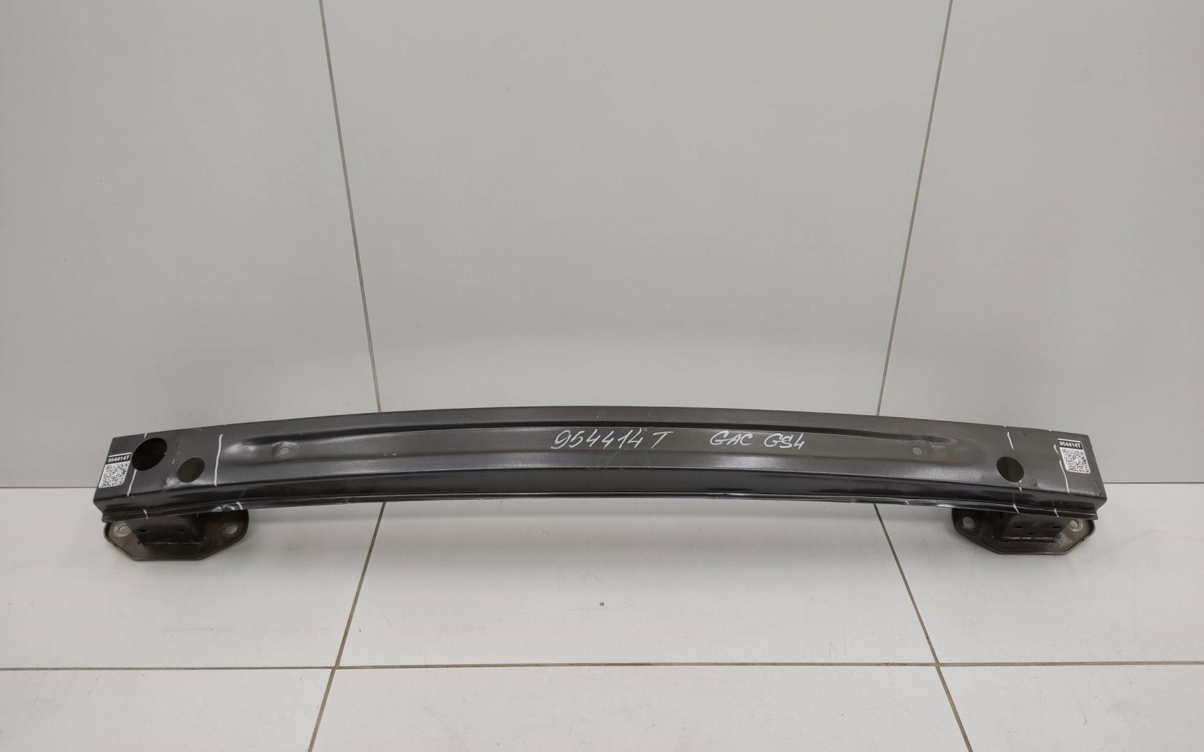 Усилитель переднего бампера