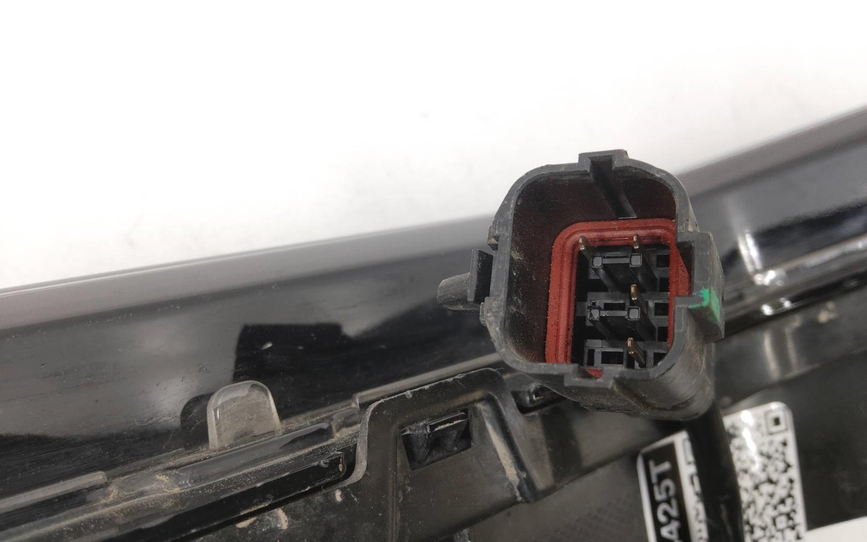 Фара дневного света левая (ходовые огни)