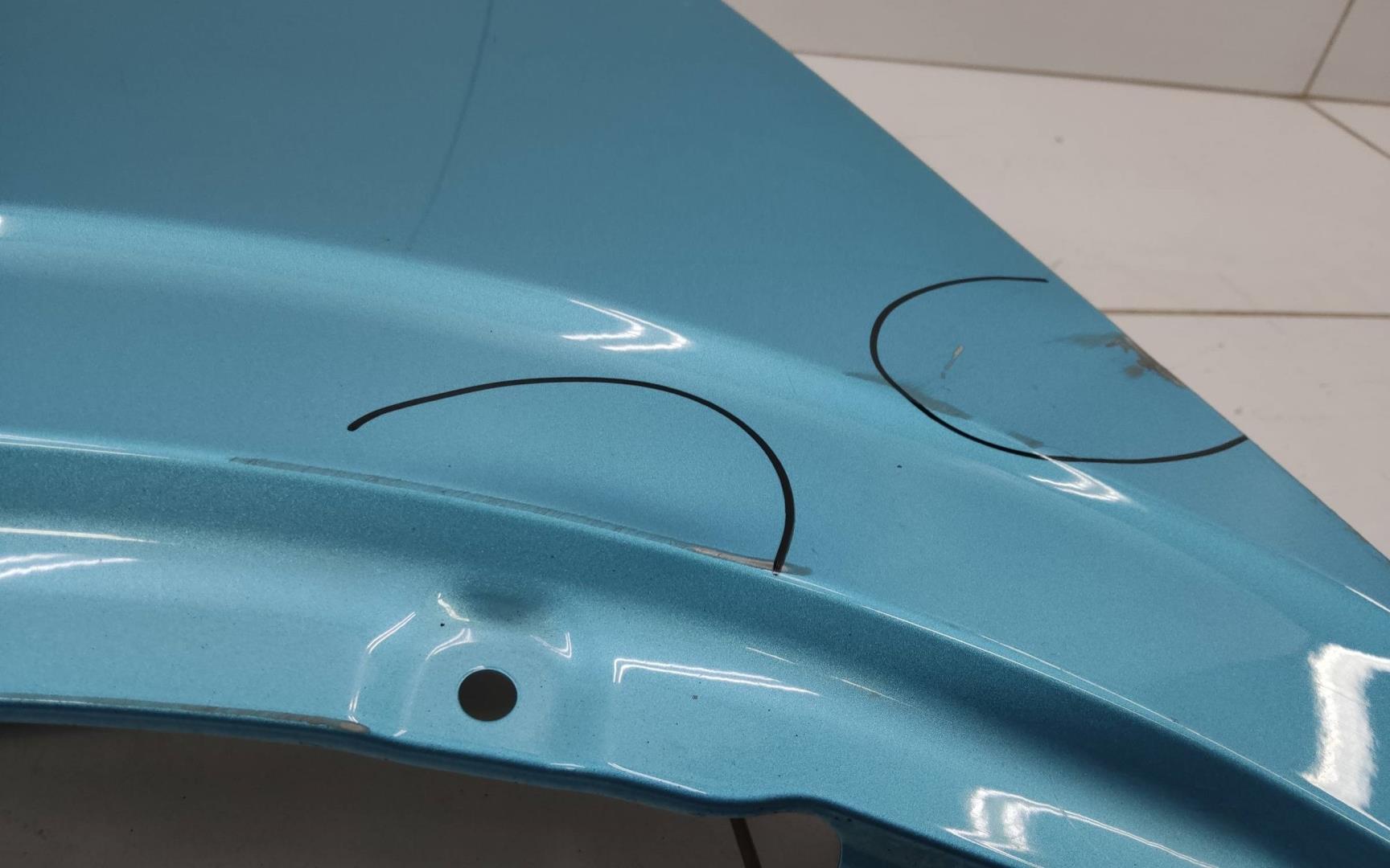 Крыло переднее левое