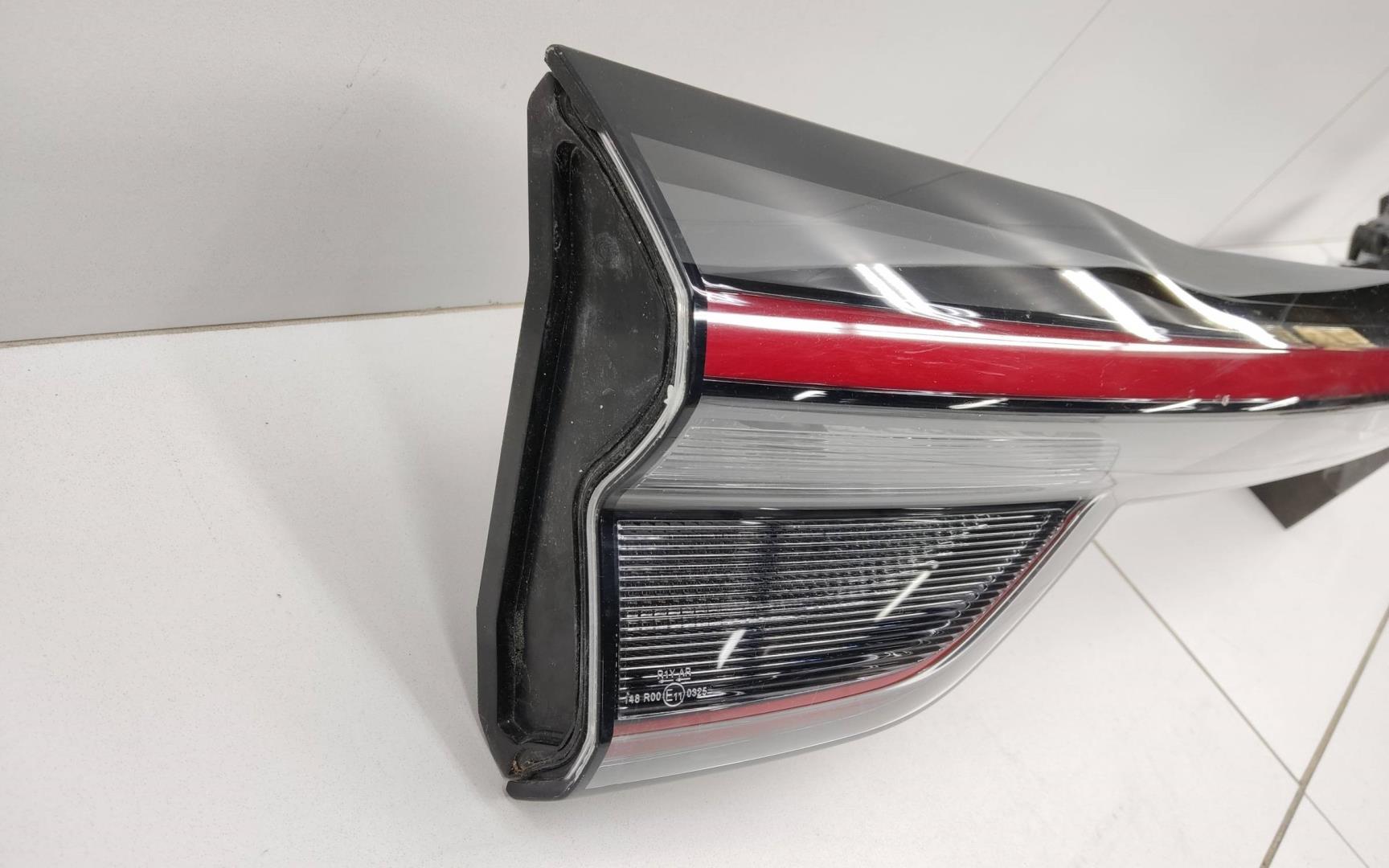 Фонарь задний