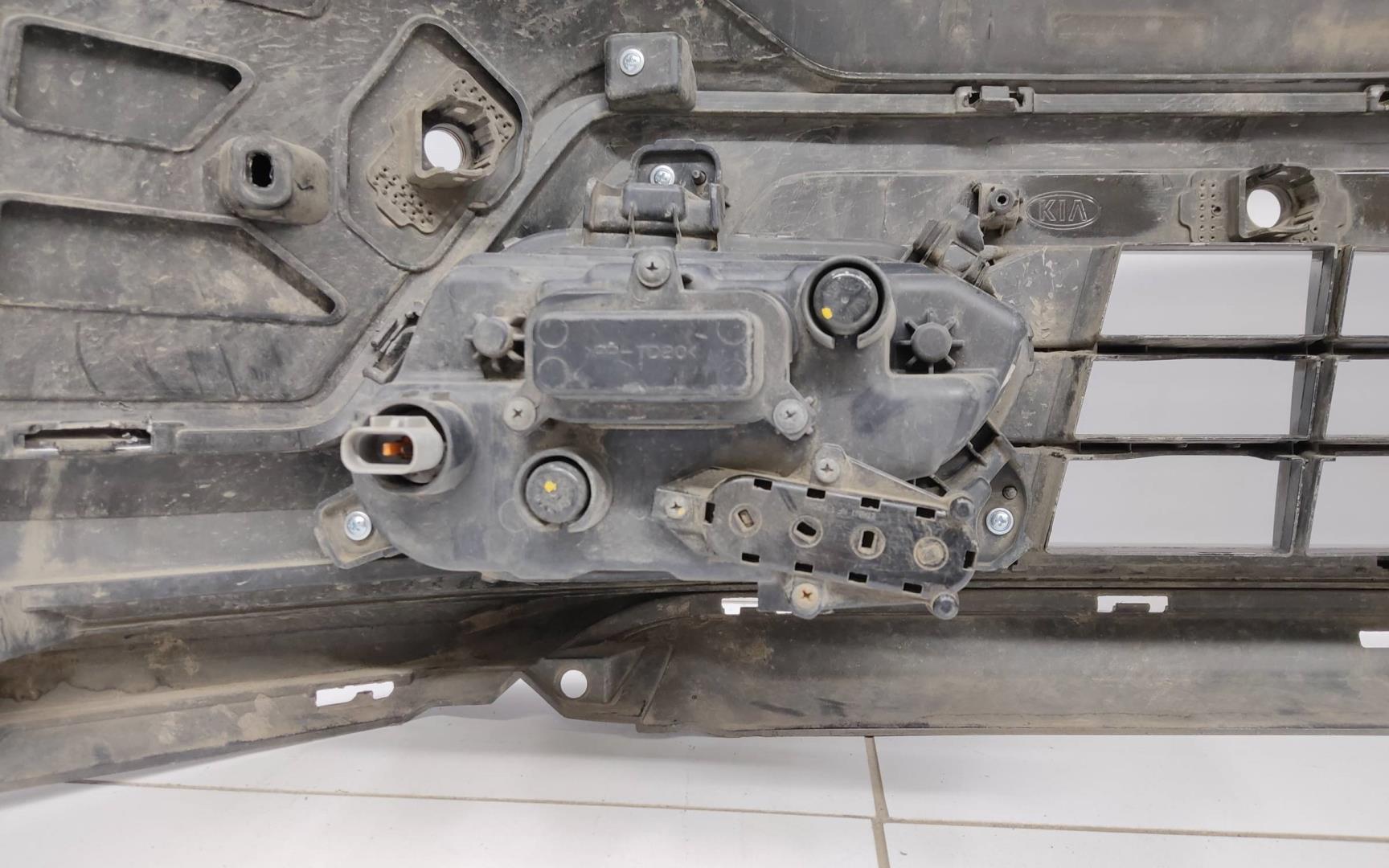 Бампер передний