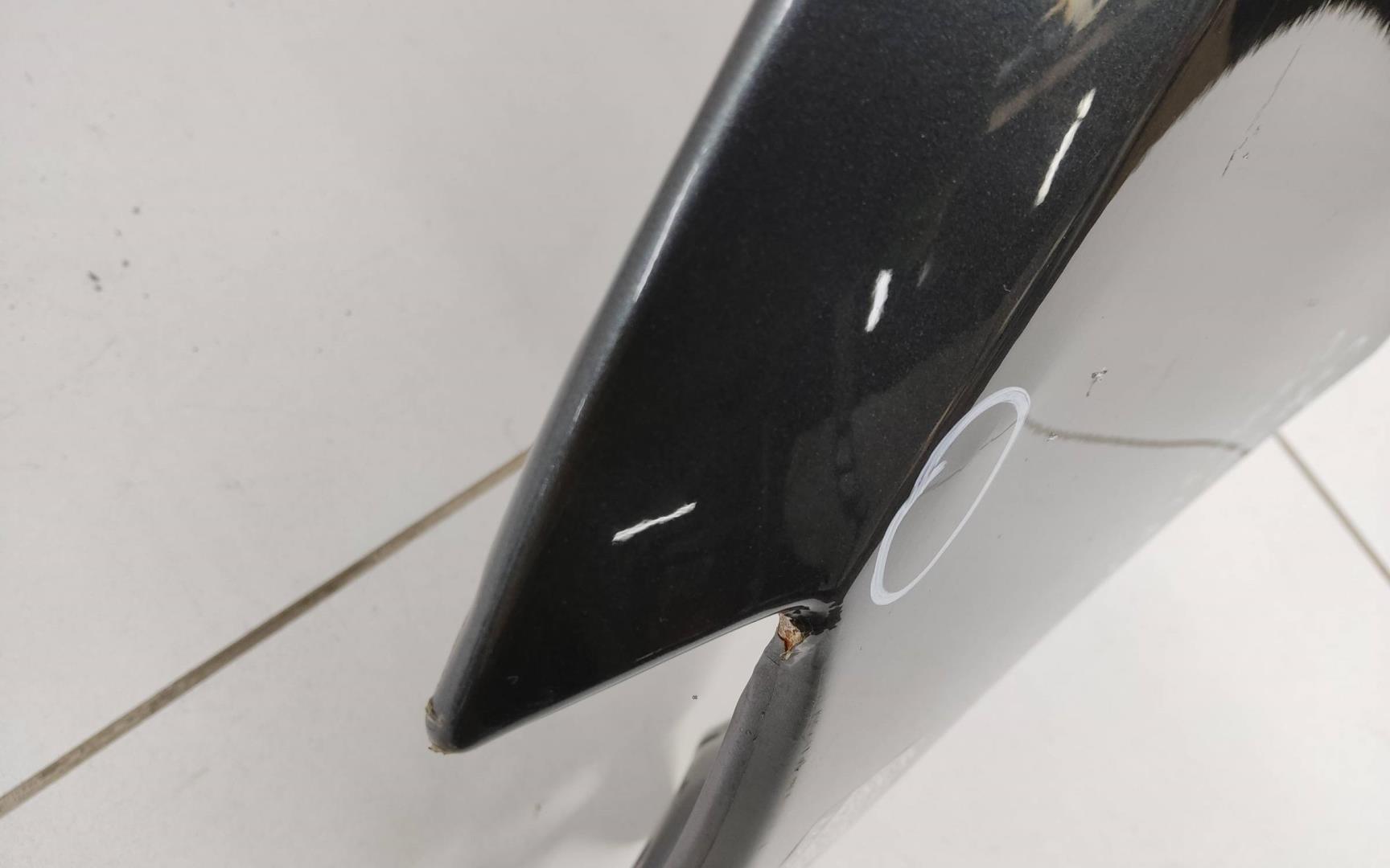 Крыло переднее левое