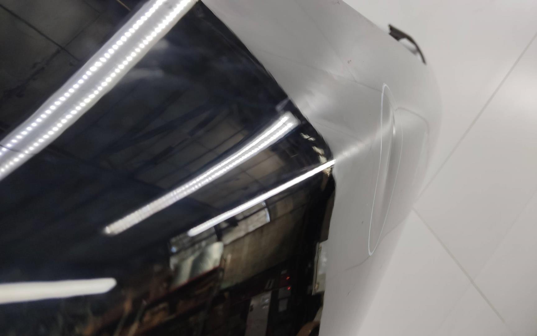 Крыло переднее левое