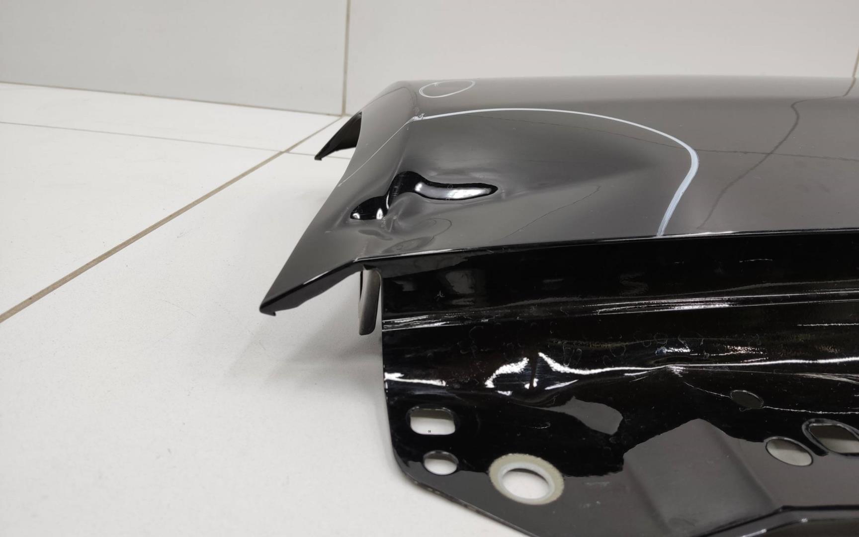 Крыло переднее левое