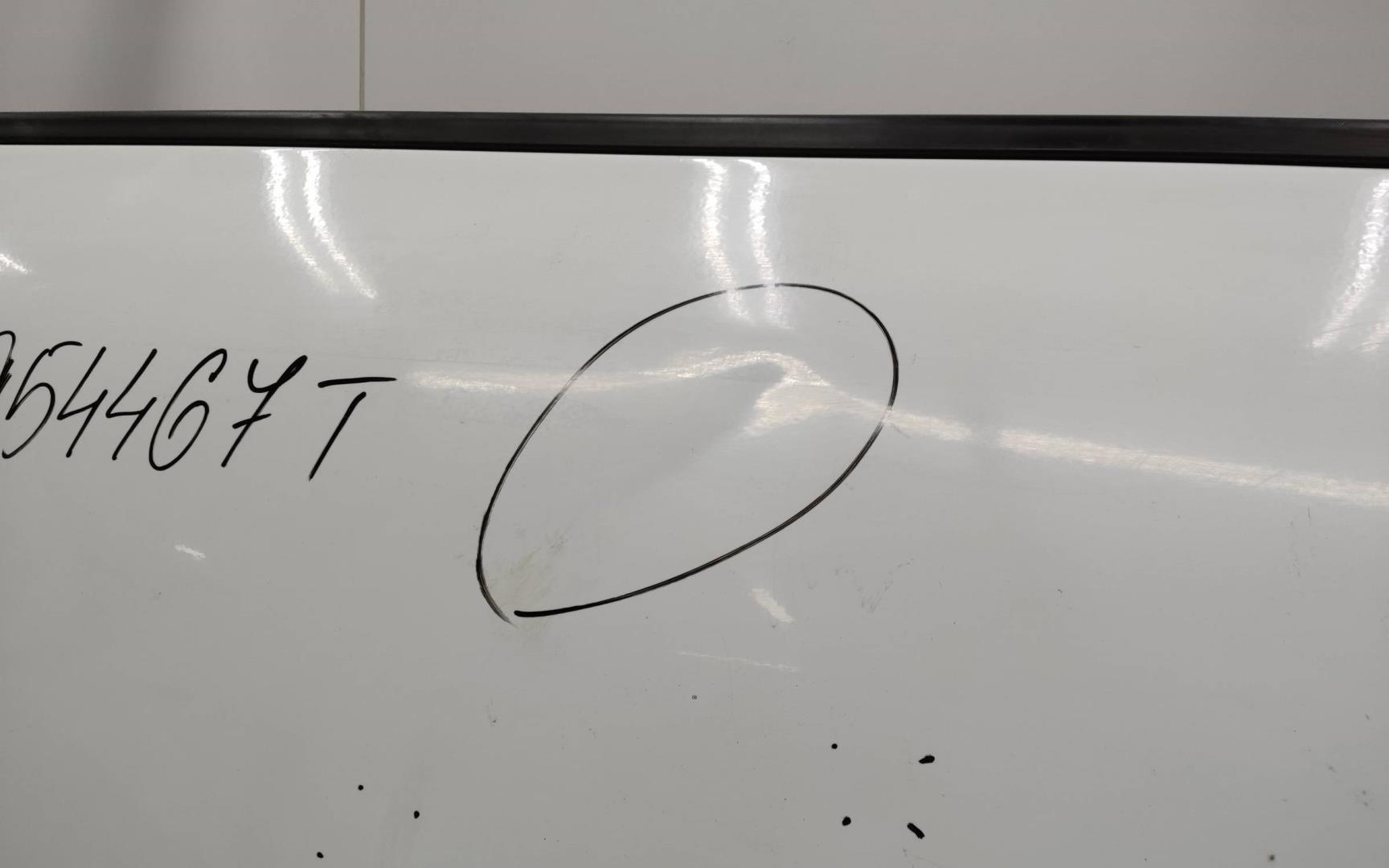 Дверь задняя правая