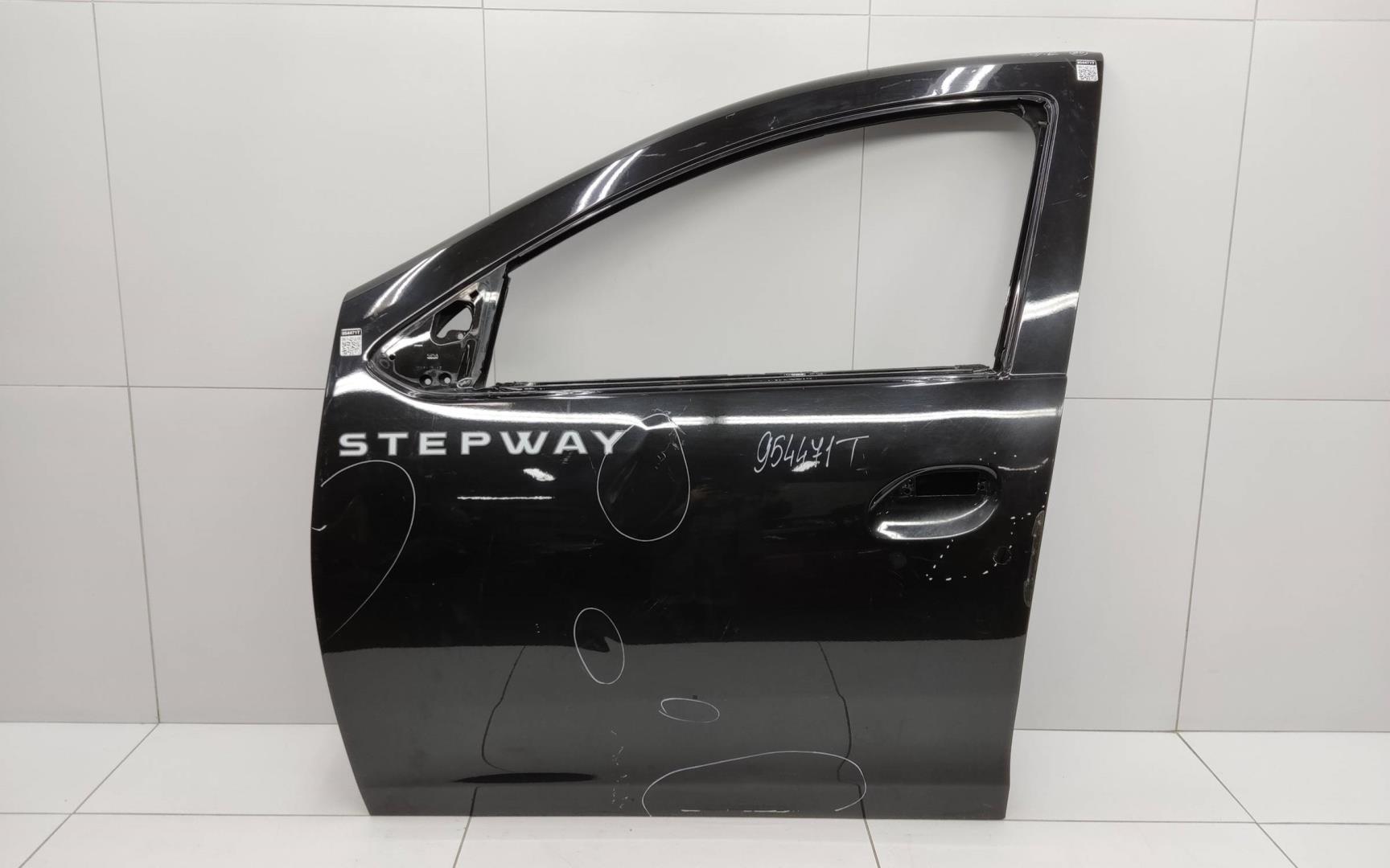 Дверь передняя левая