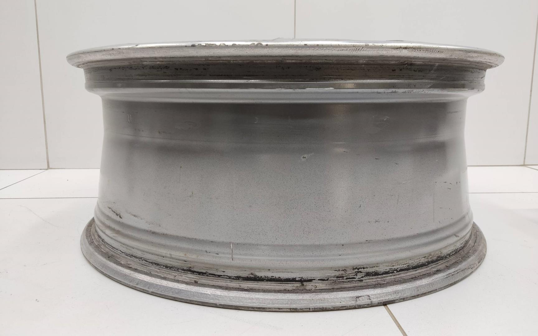 Диск колесный литой легкий сплав