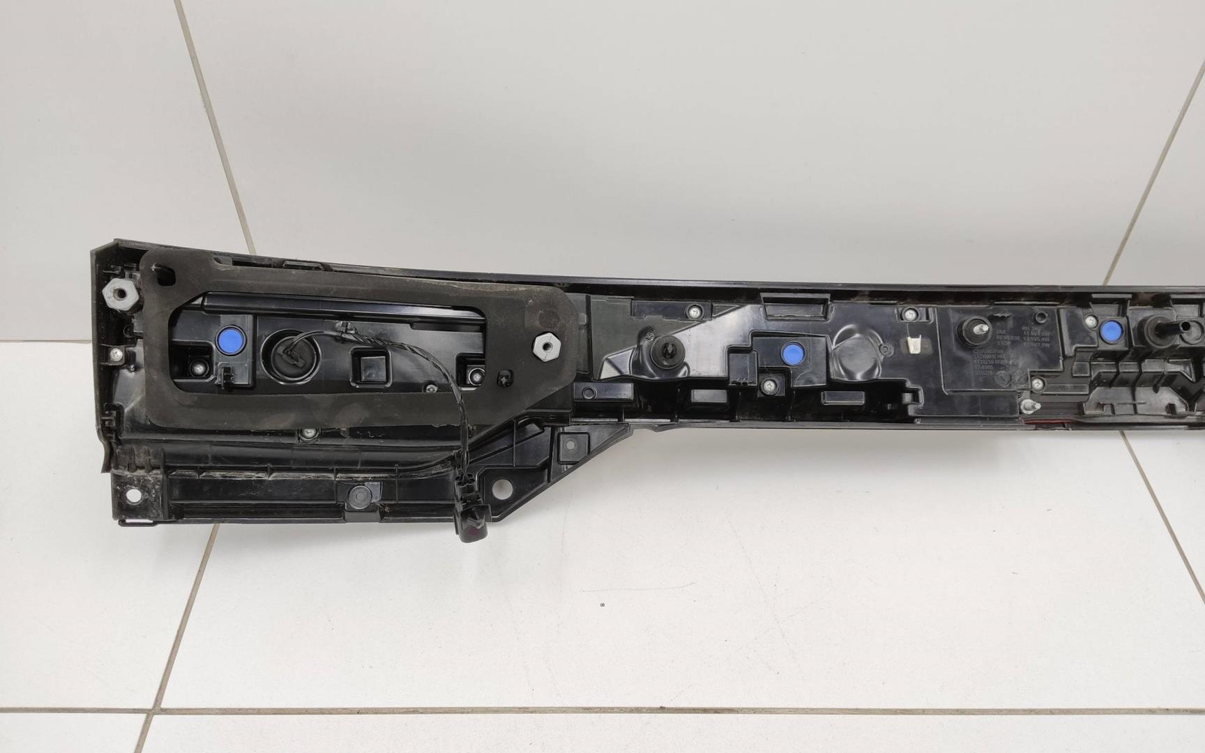 Фонарь задний