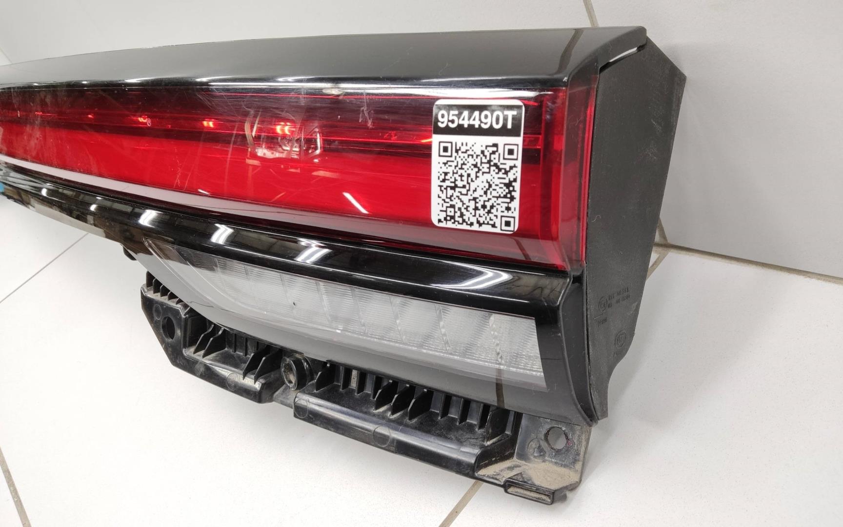 Фонарь задний