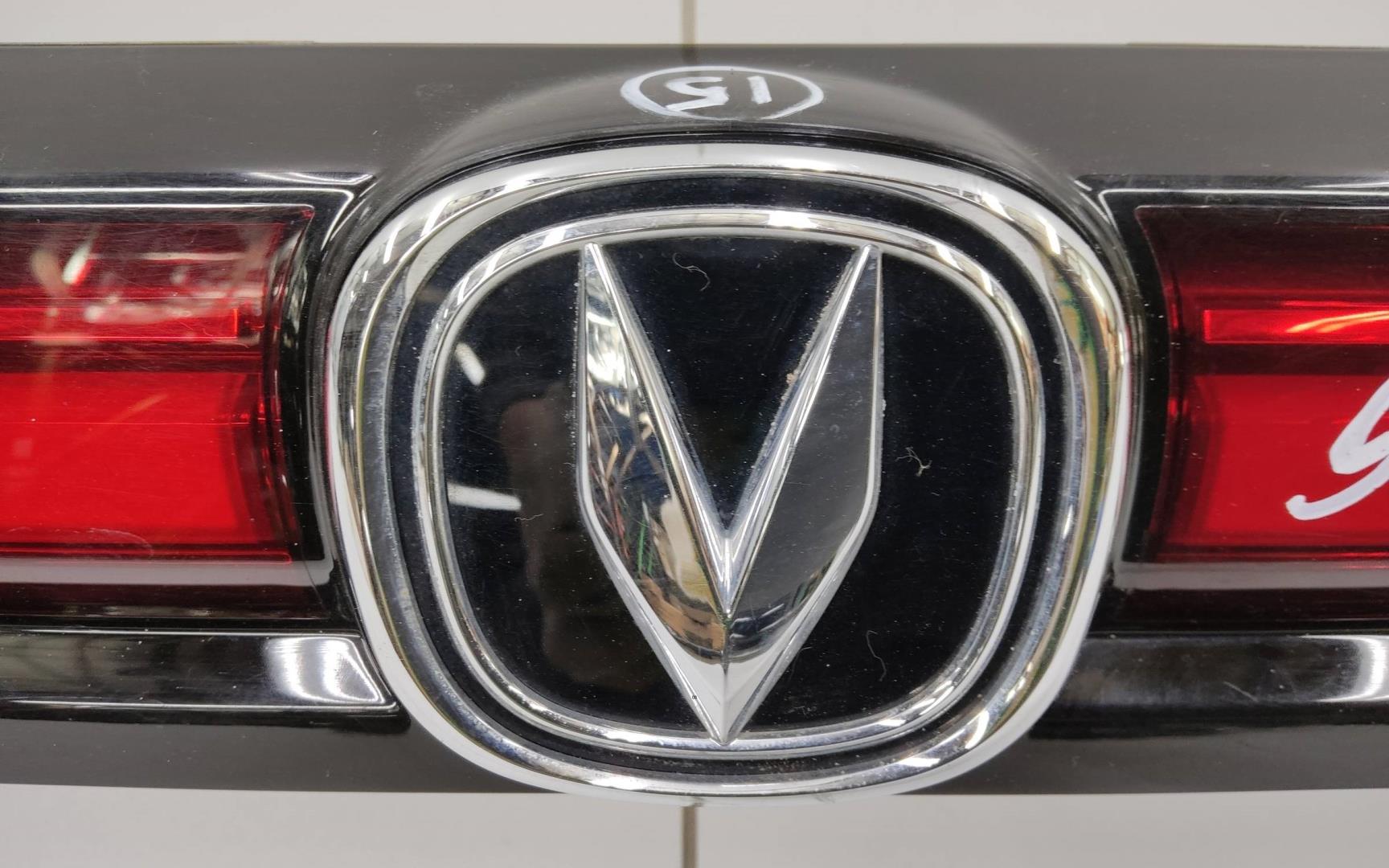 Фонарь задний