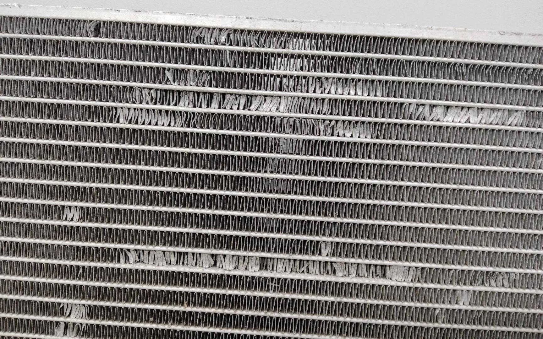 Радиатор кондиционера / конденсер