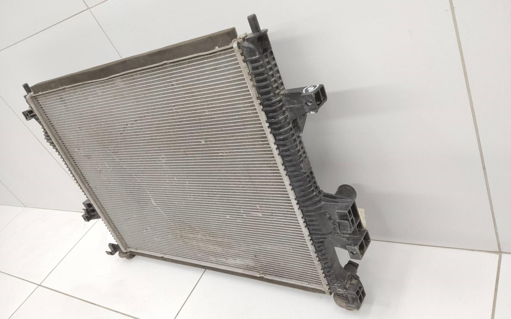 Радиатор охлаждения двигателя основной