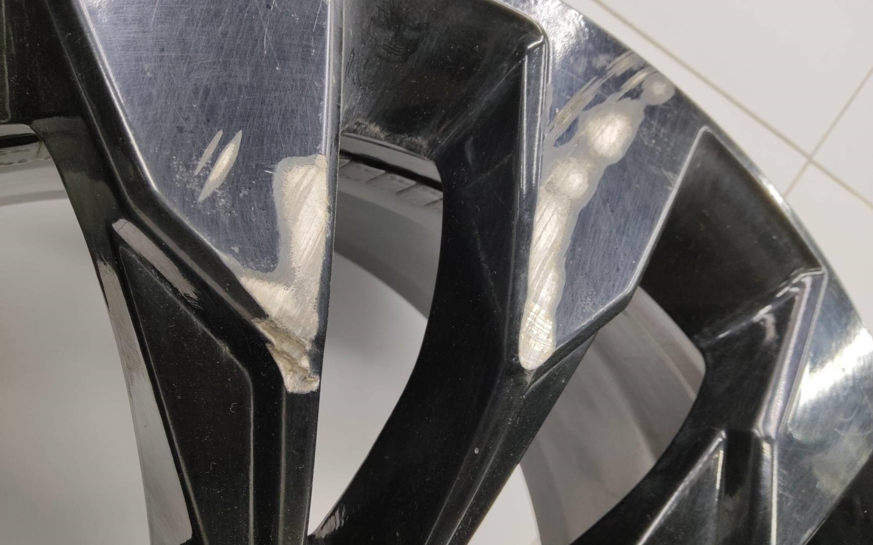 Диск колесный литой легкий сплав