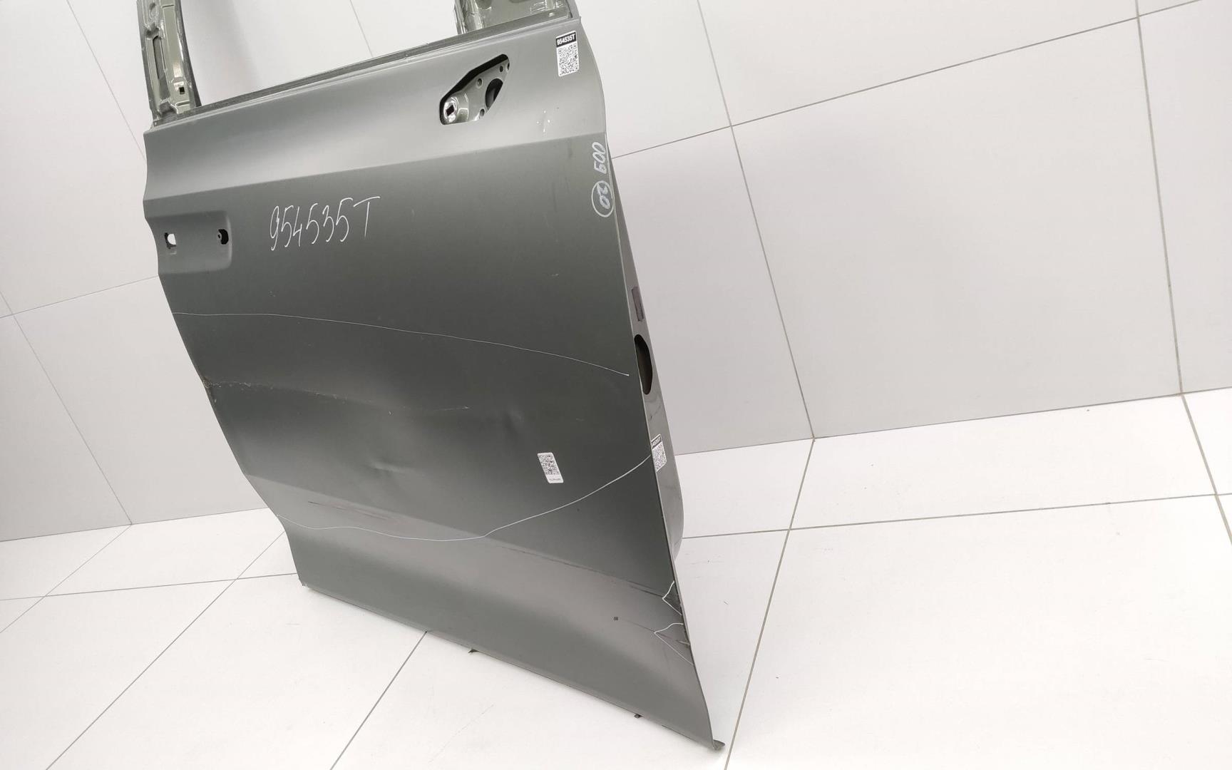 Дверь передняя правая