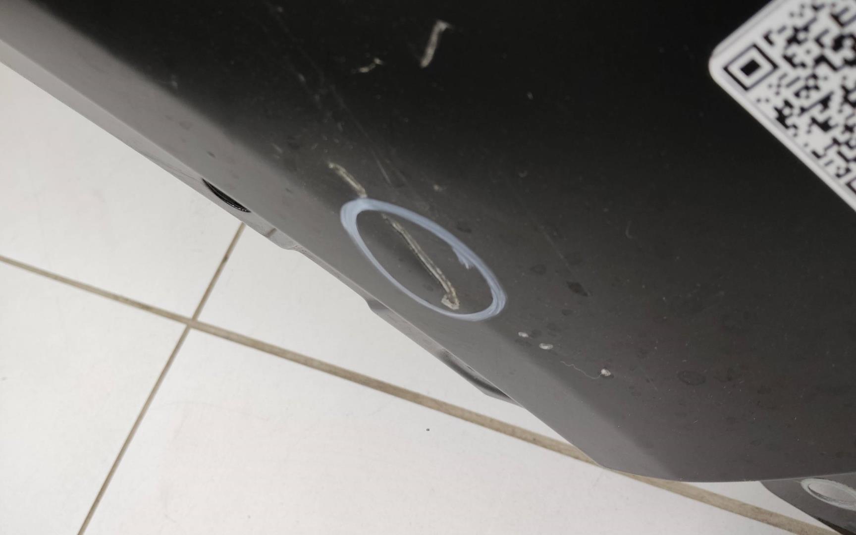 Крыло переднее правое