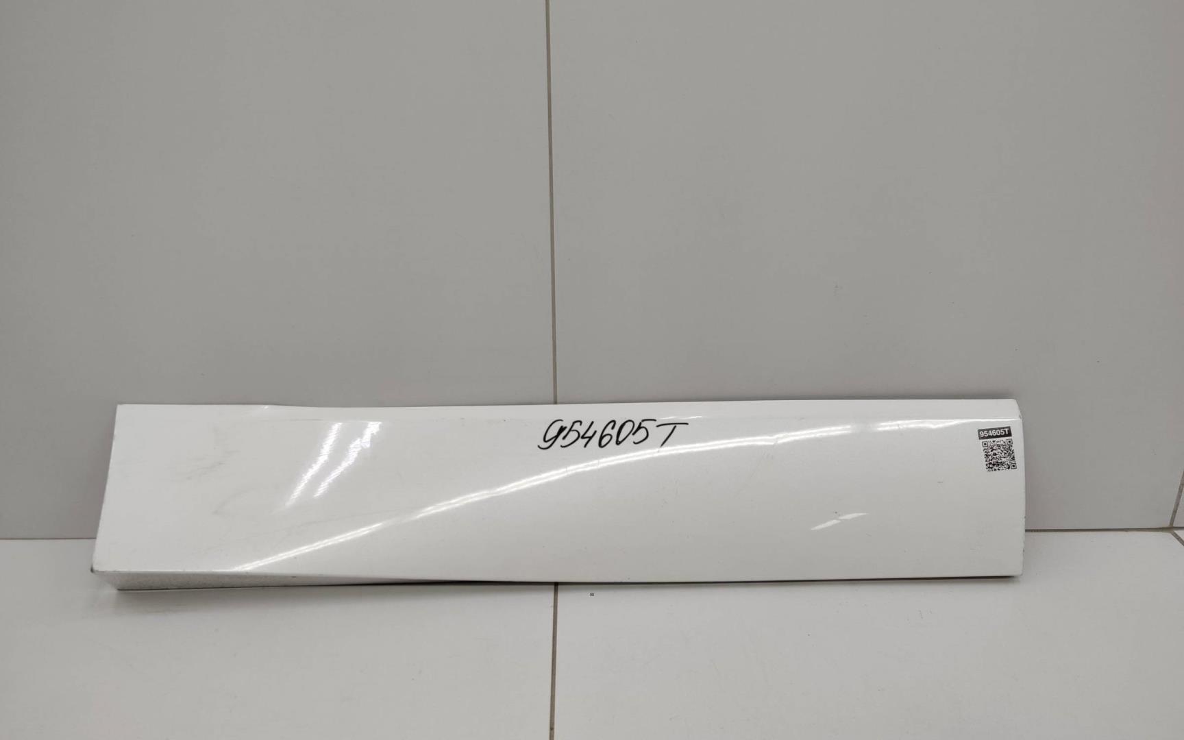 Накладка двери задней левой