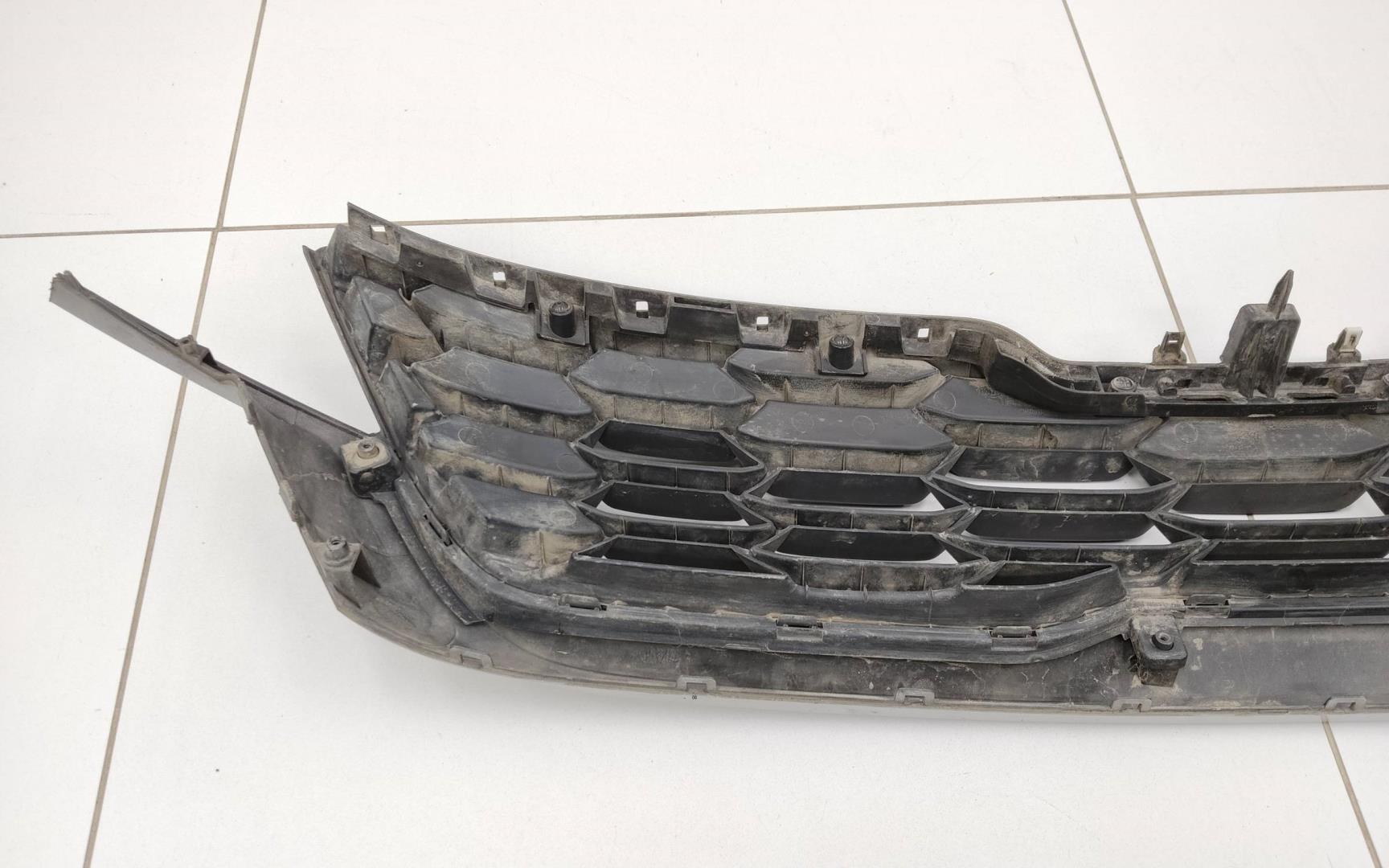 Решетка радиатора