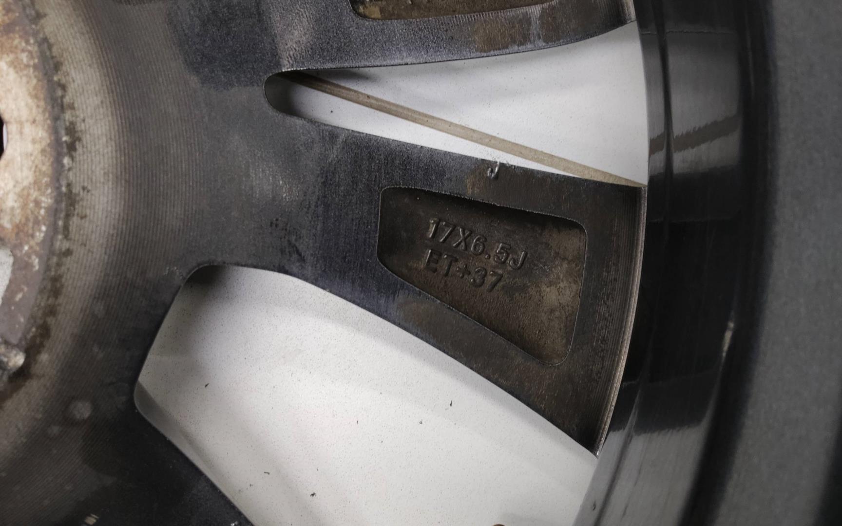 Диск колесный литой легкий сплав