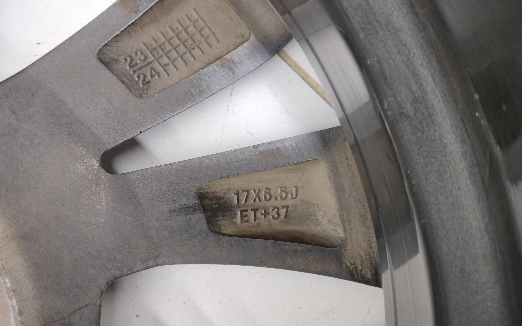 Диск колесный литой легкий сплав