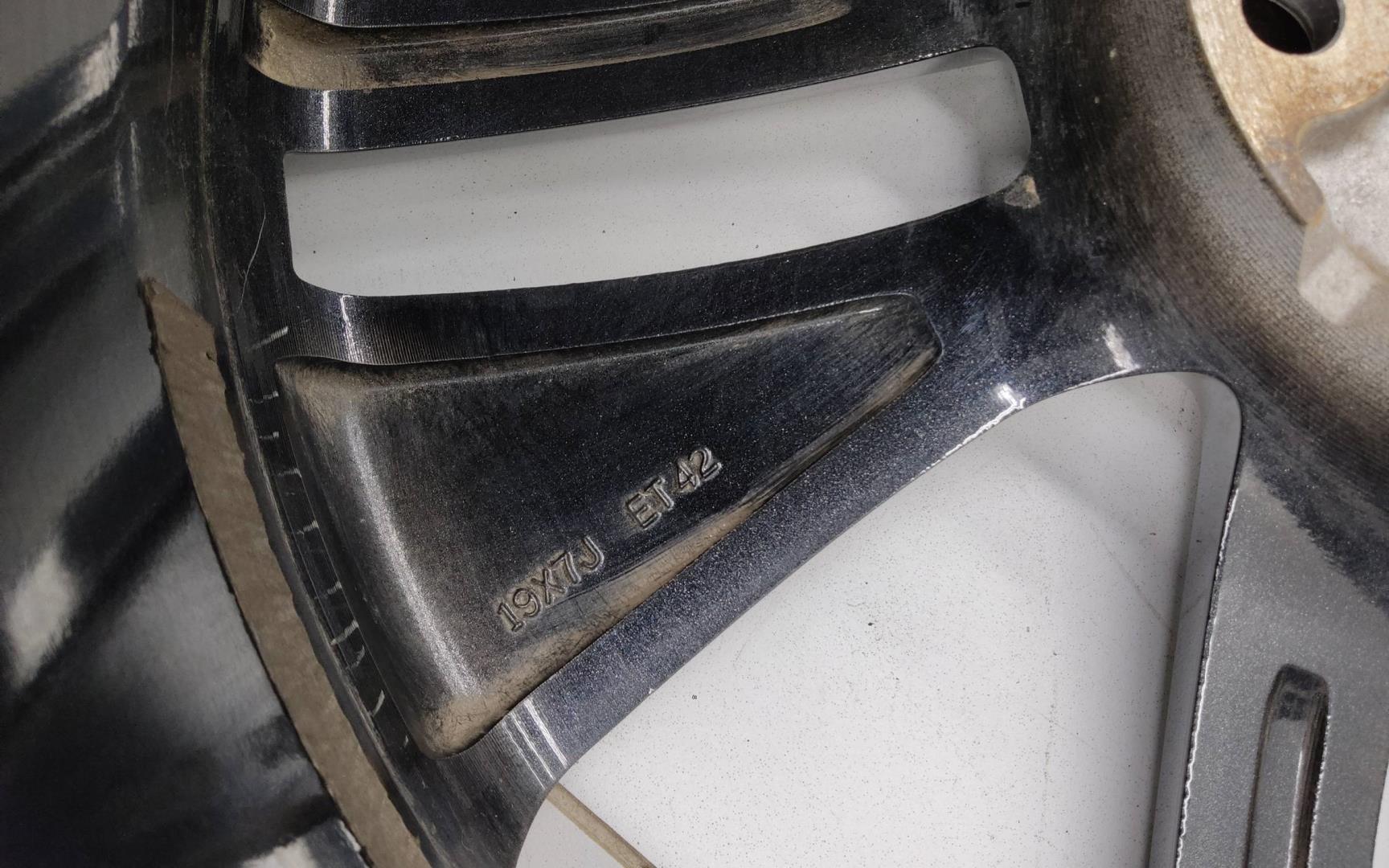 Диск колесный литой легкий сплав